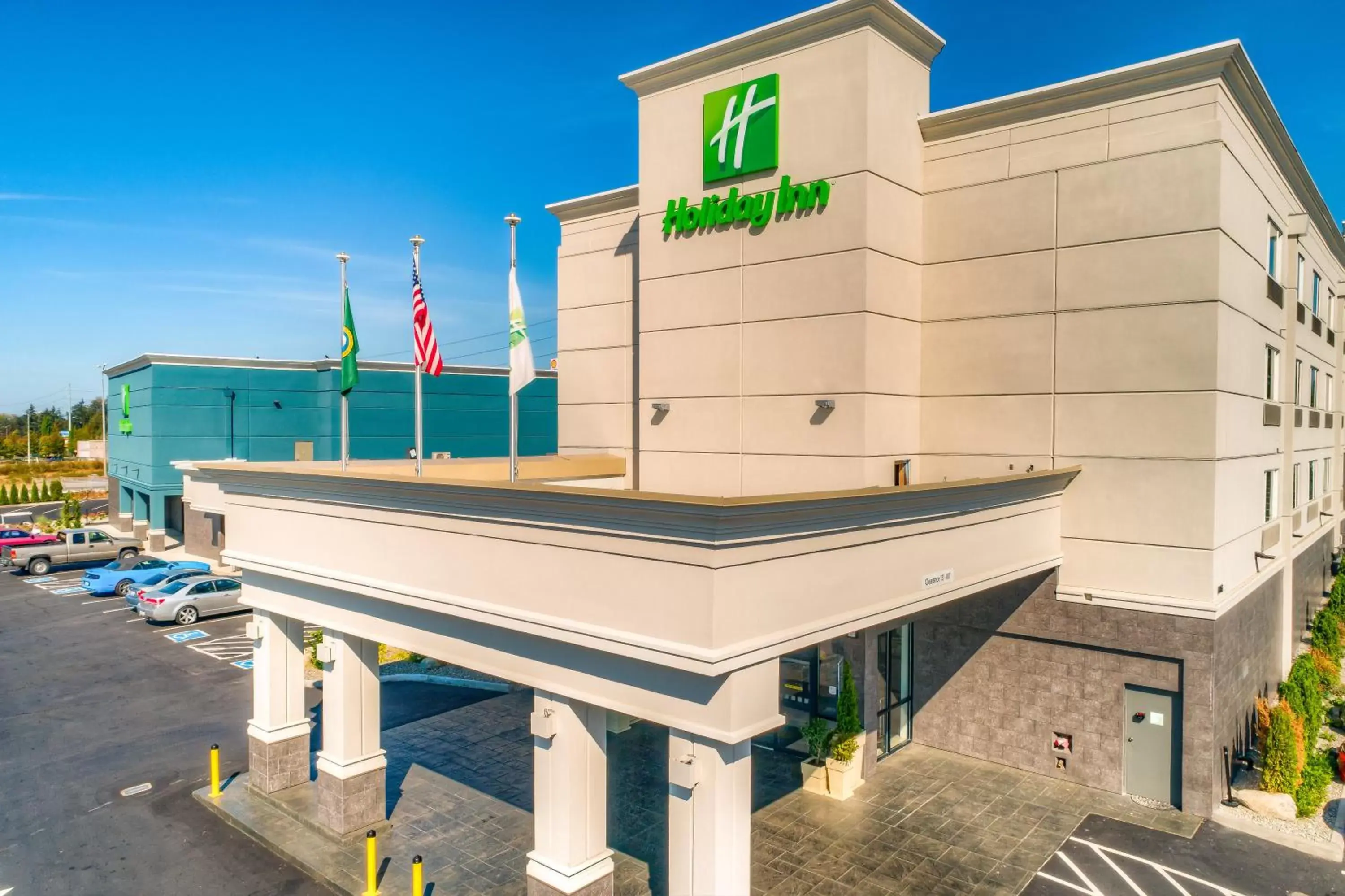 Property Building in Holiday Inn Tacoma Mall, an IHG Hotel