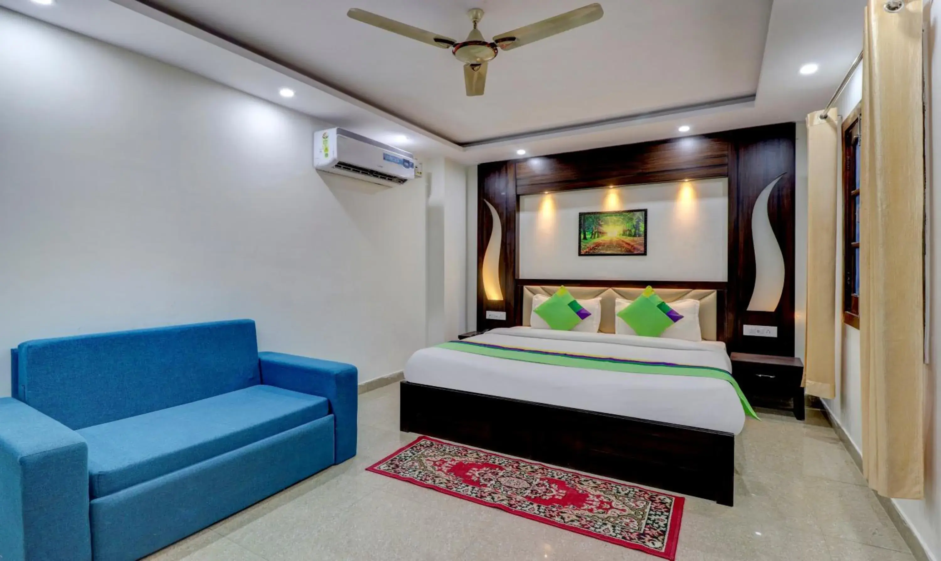 Bedroom, Bed in Itsy Hotels NV, Tapovan Bedroom, Bed in Itsy Hotels NV, Tapovan