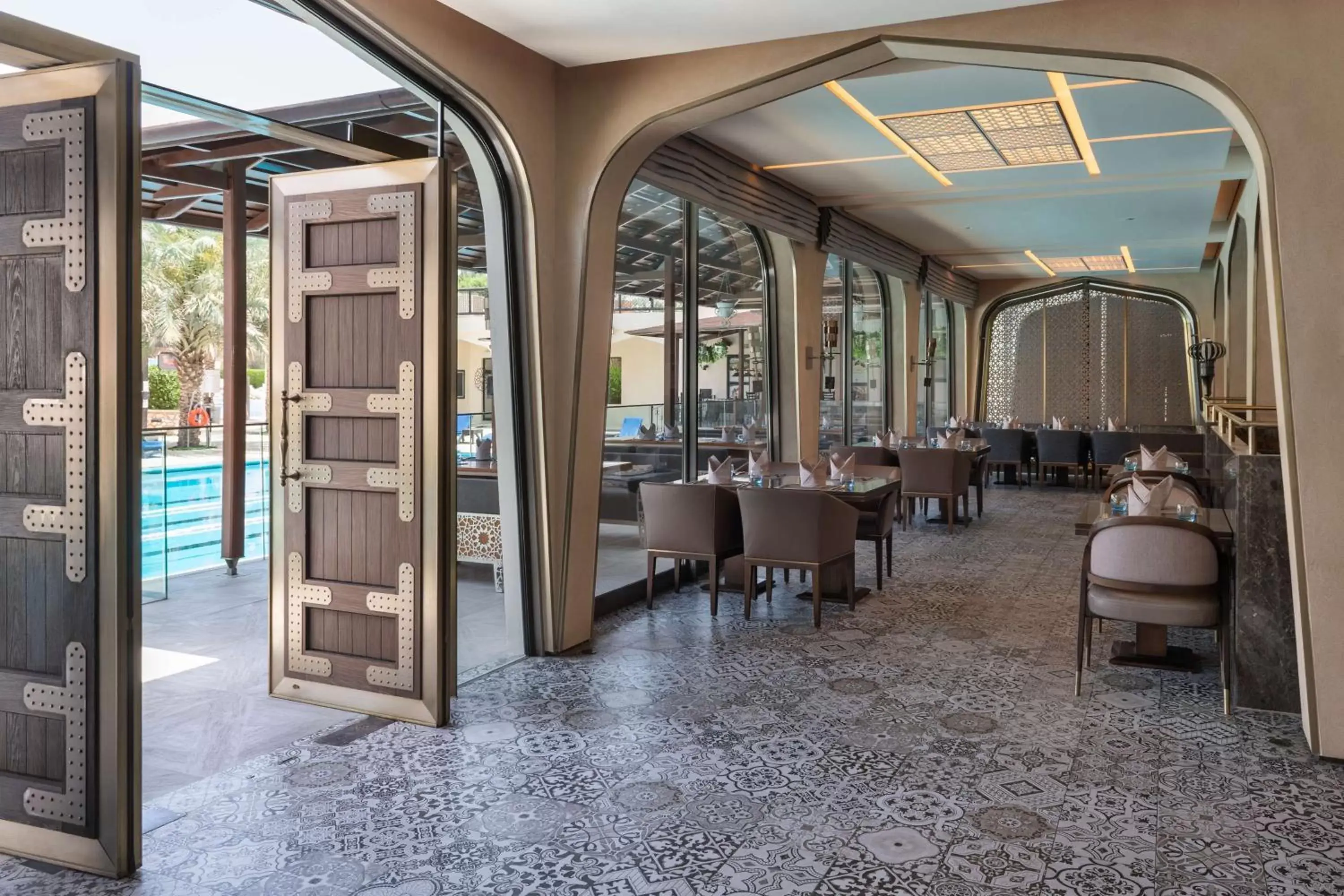 Restaurant/Places to Eat in Radisson Blu Hotel & Resort, Al Ain