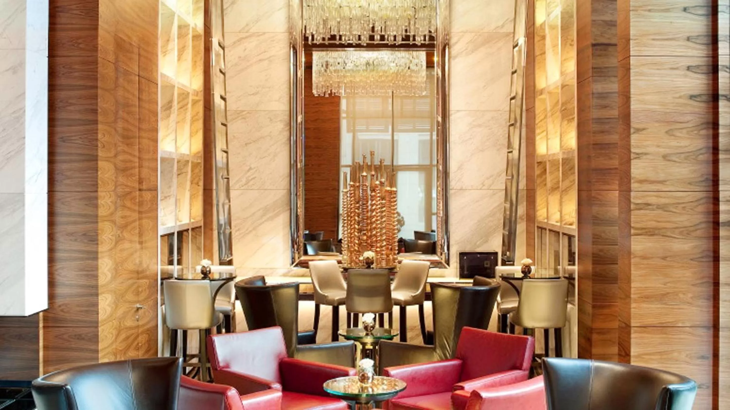 Alcoholic drinks in Siam Kempinski Hotel Bangkok