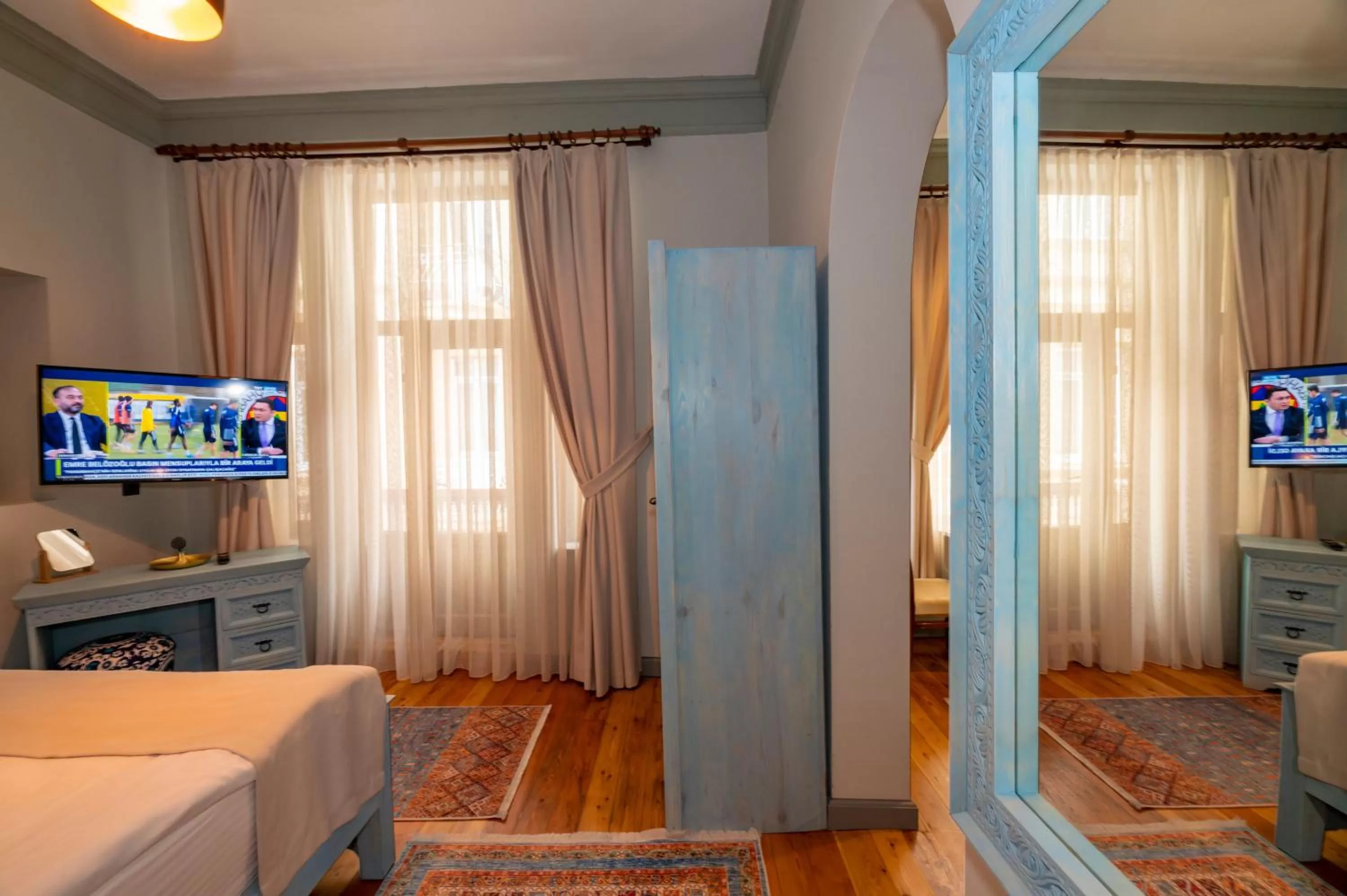 TV and multimedia in O'Pera Okanlı Suites