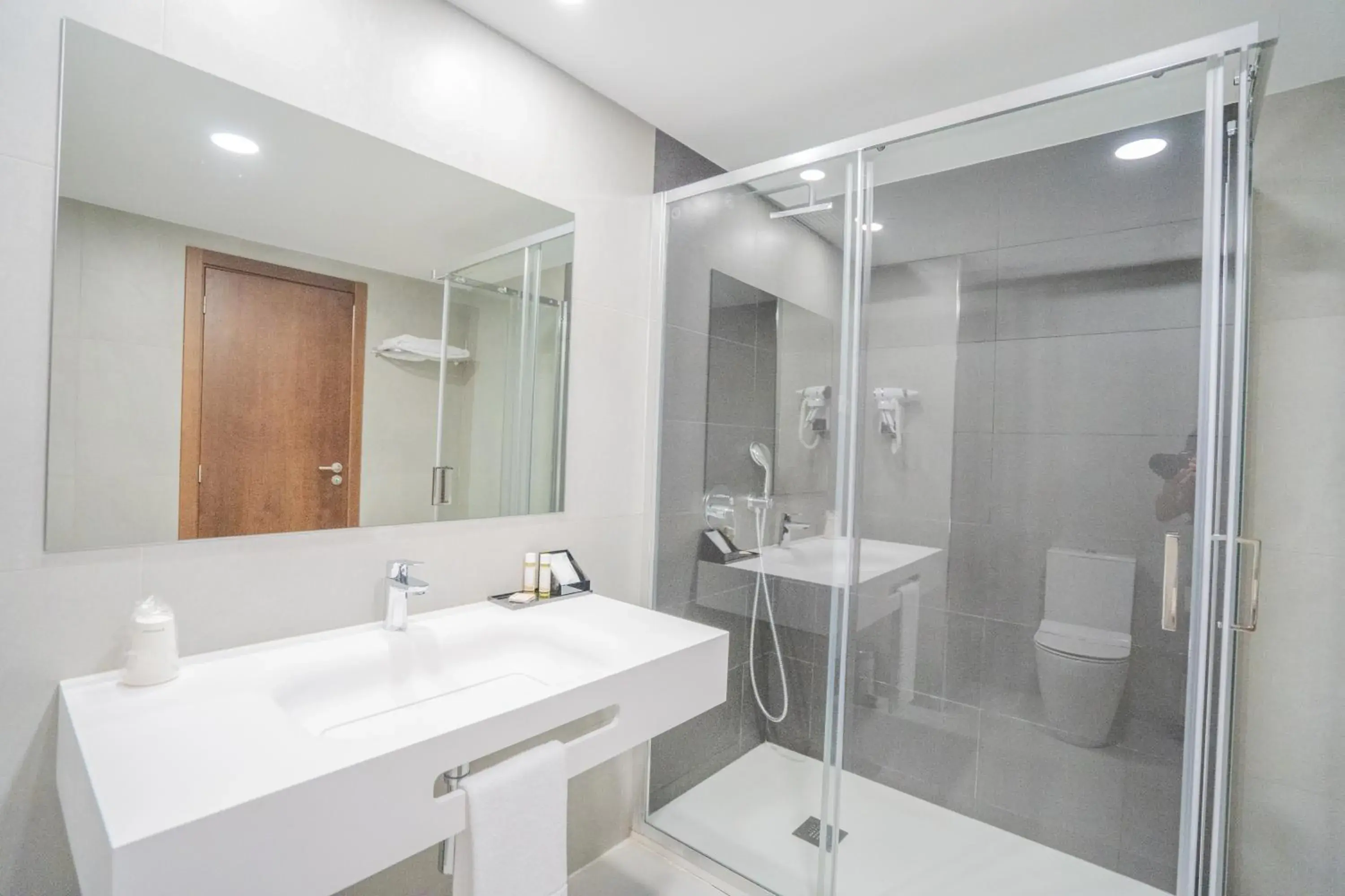 Shower, Bathroom in Exe Sao Lazaro