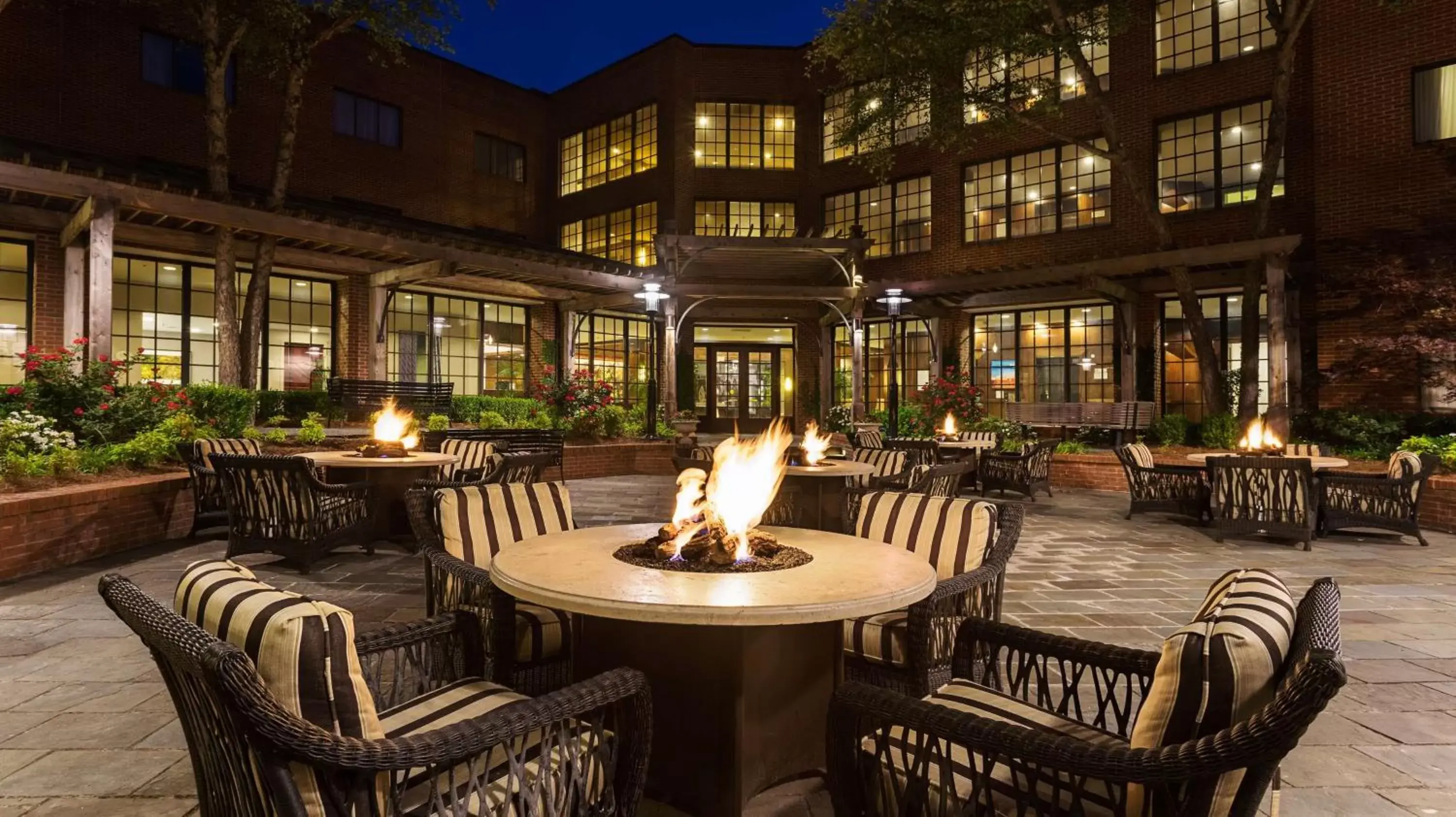 Patio in DoubleTree Suites by Hilton Charlotte/SouthPark