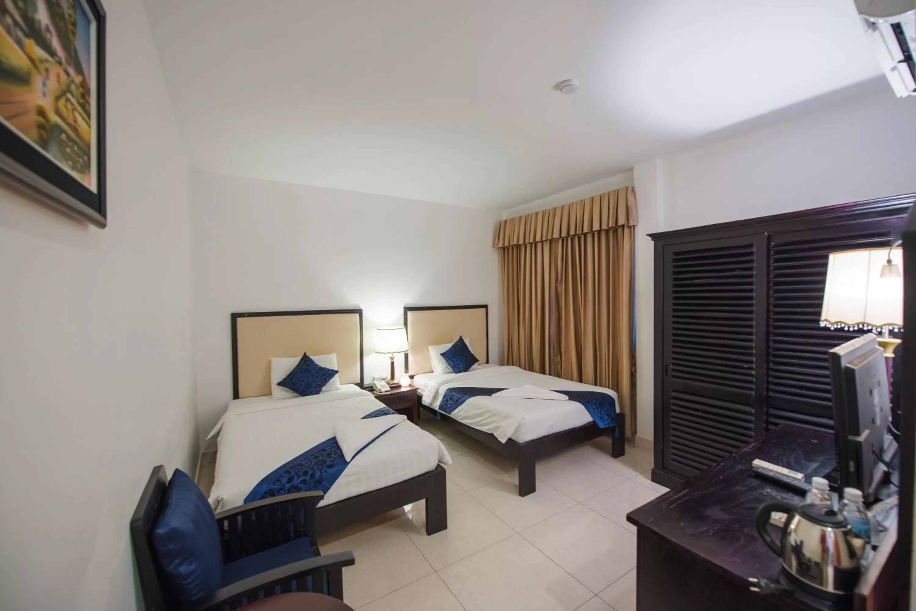 Breakfast in Homesyn Hotel