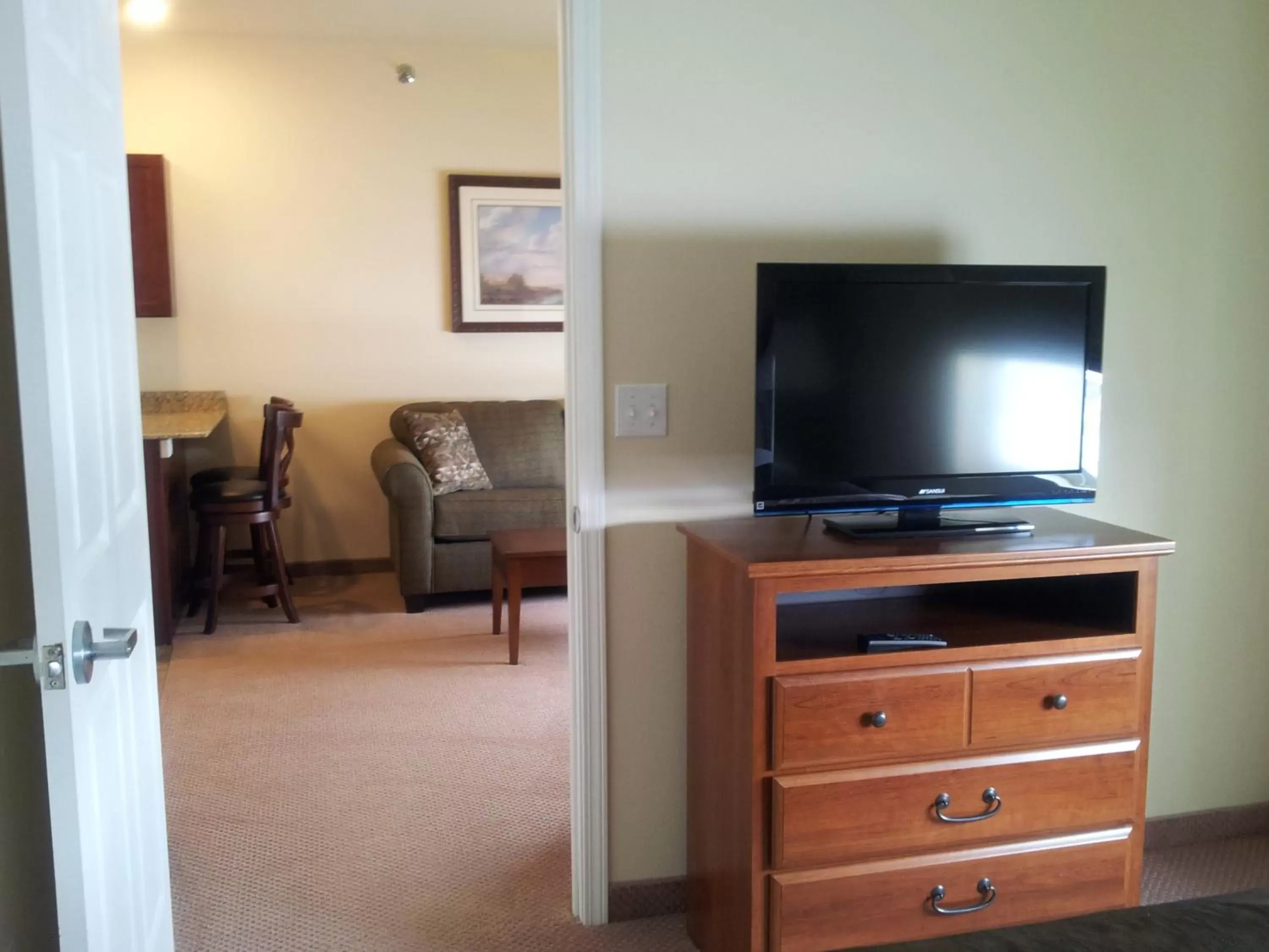 Decorative detail, TV/Entertainment Center in Extended Stay Americas Suites - Minot
