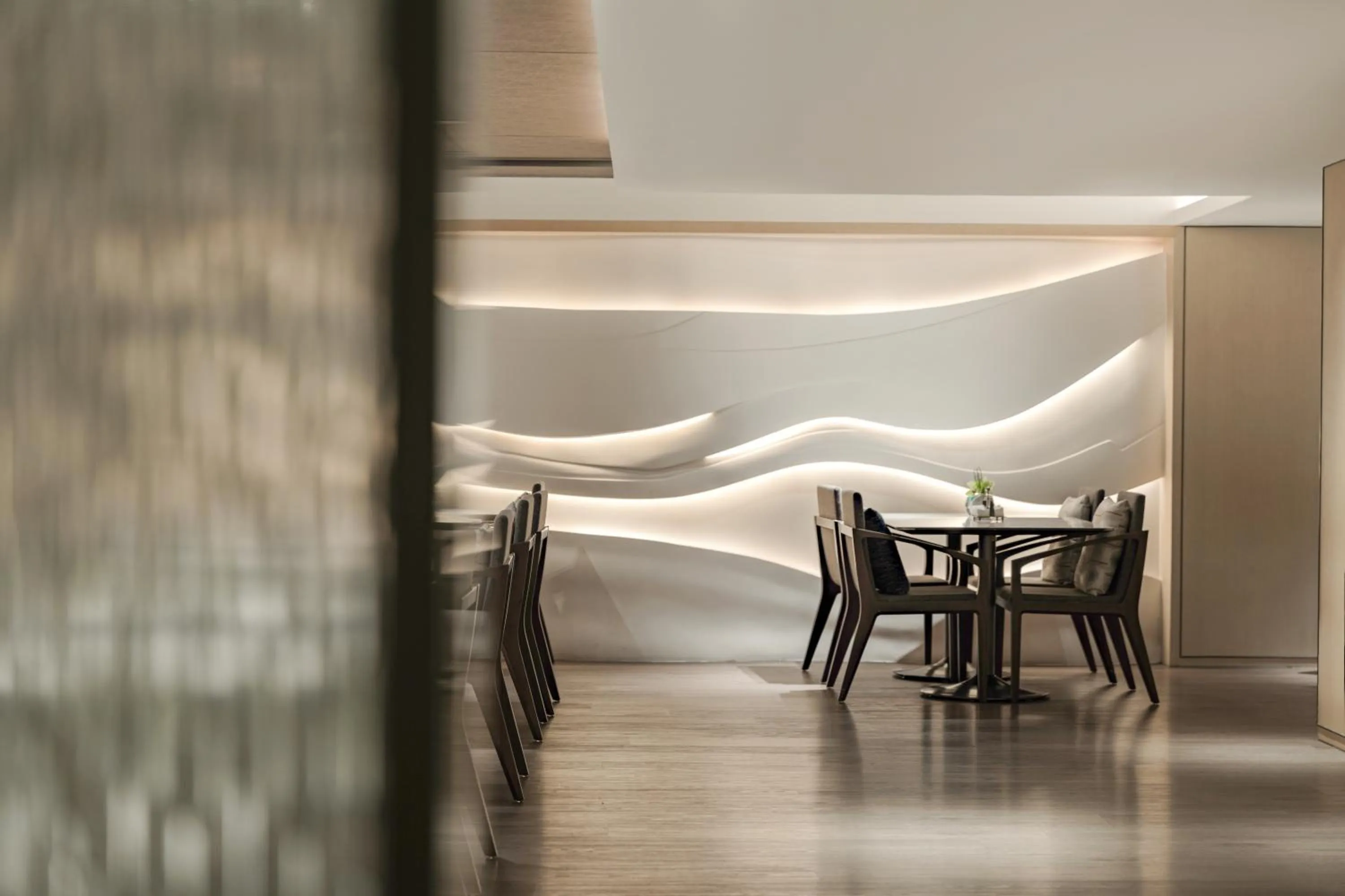 Restaurant/places to eat in Radisson Collection Hotel, Yangtze Shanghai