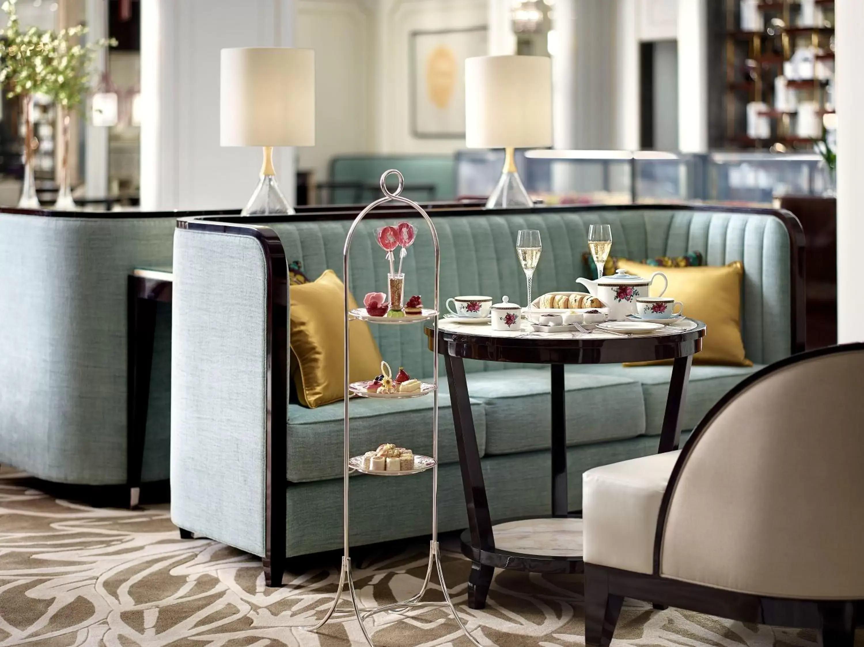 Restaurant/places to eat in The Langham Hong Kong Restaurant/places to eat in The Langham Hong Kong