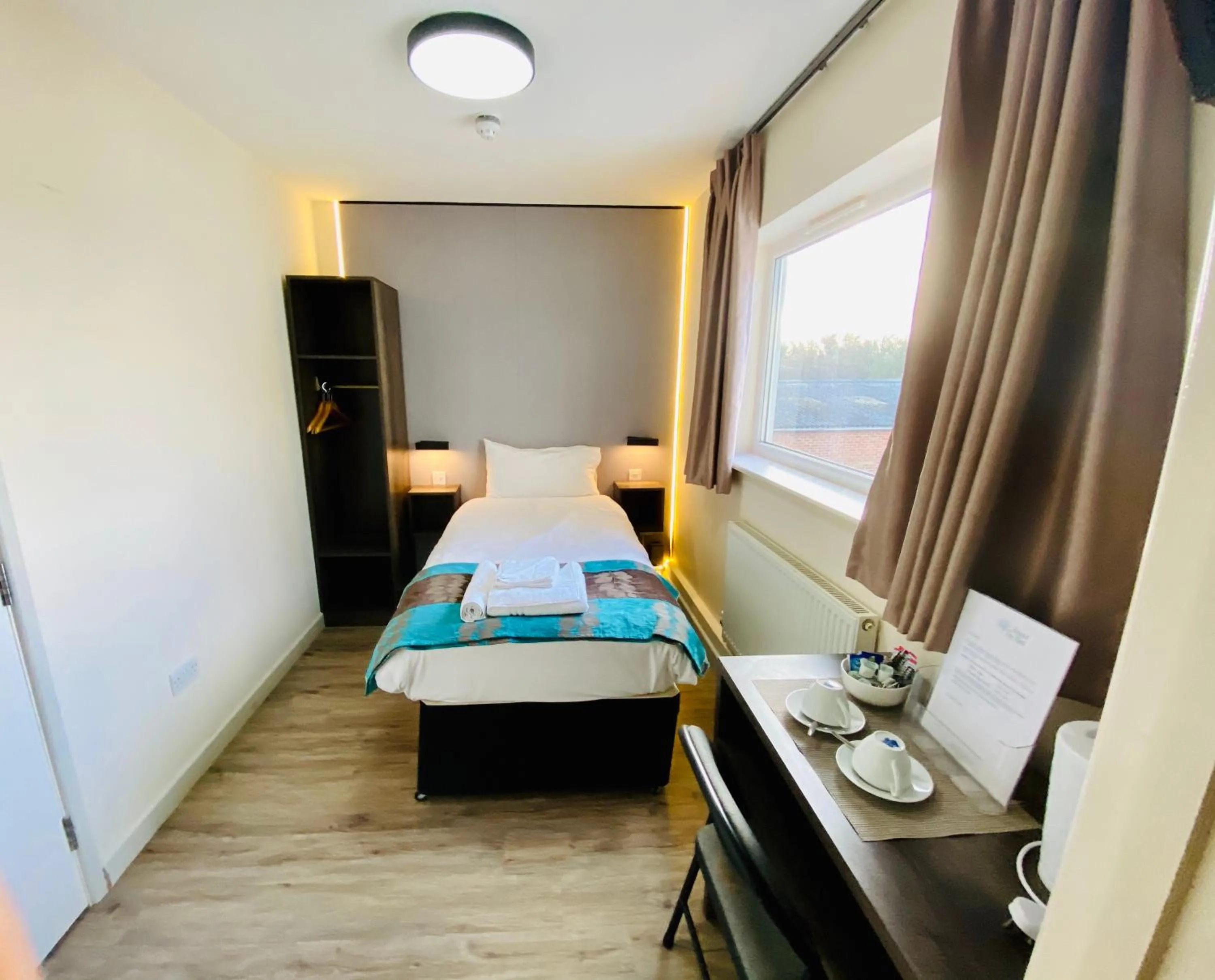 Coffee/tea facilities, Bed in Almond Tree Hotel