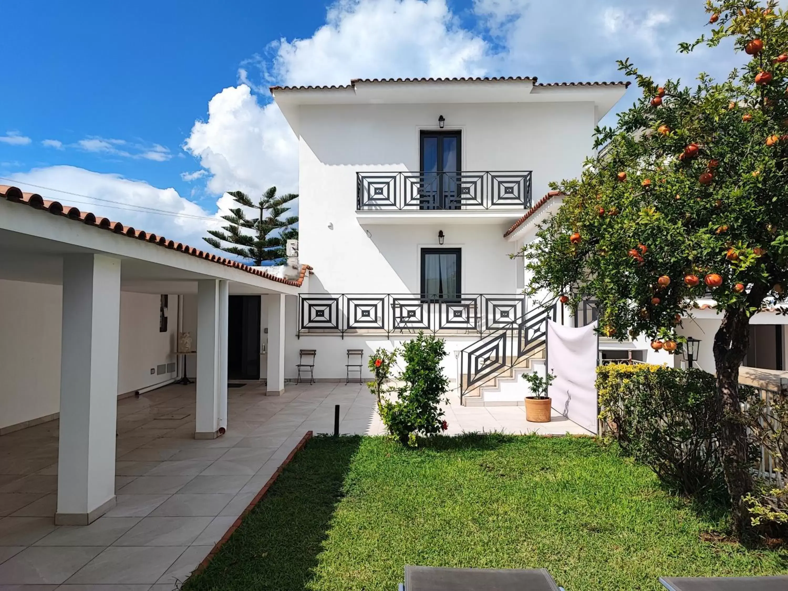 Balcony/Terrace, Property Building in Villa Ettore