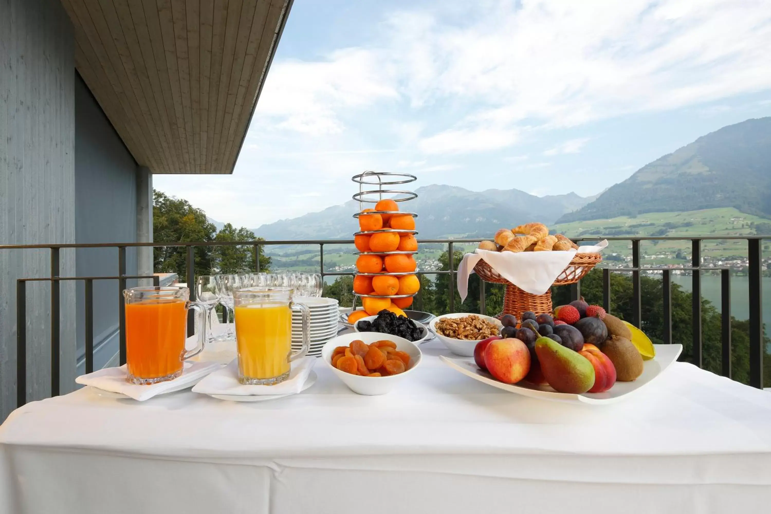 Breakfast in Seehotel Wilerbad Spa & Seminar