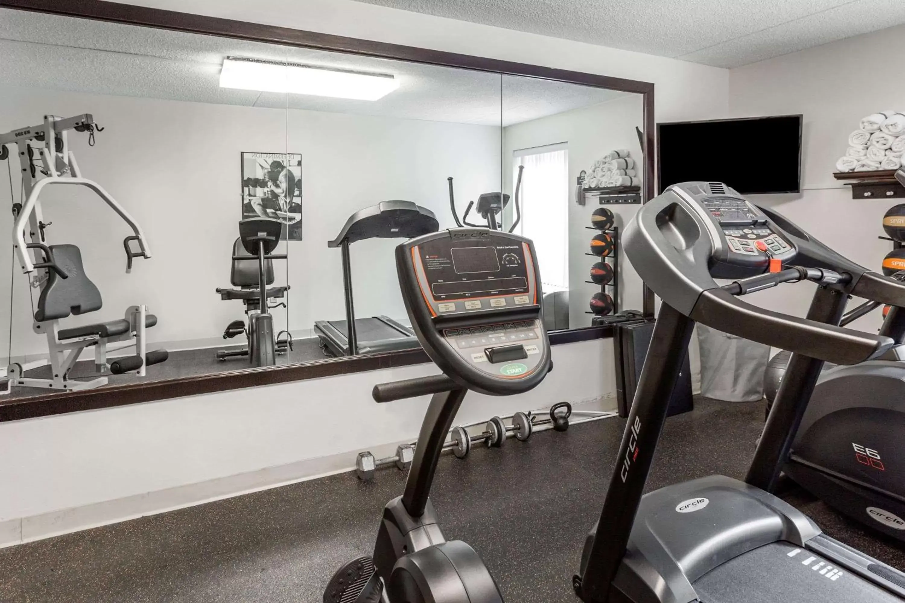 Fitness centre/facilities, Fitness Center/Facilities in Days Inn by Wyndham Westminster