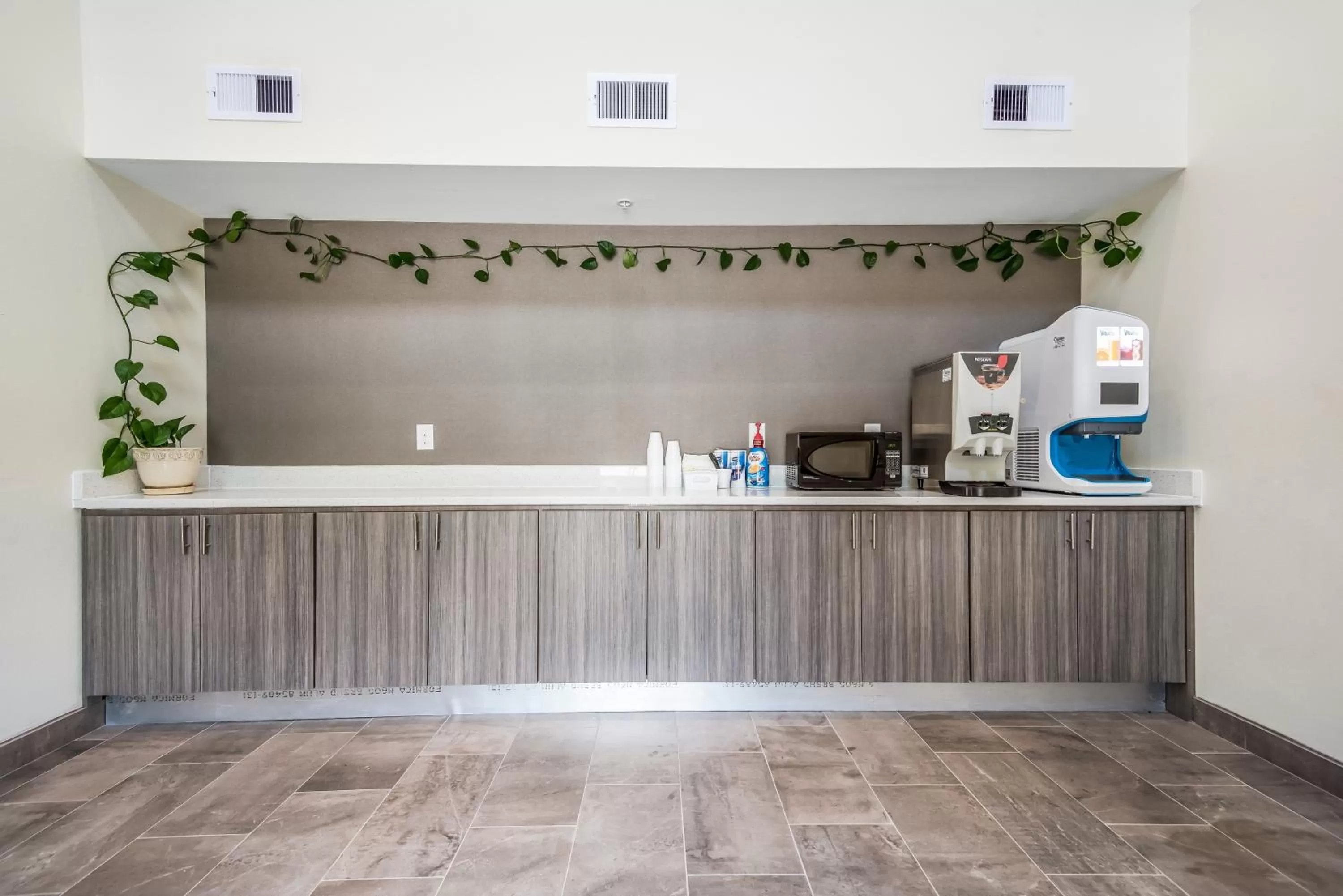 Breakfast in Red Roof Inn Baytown