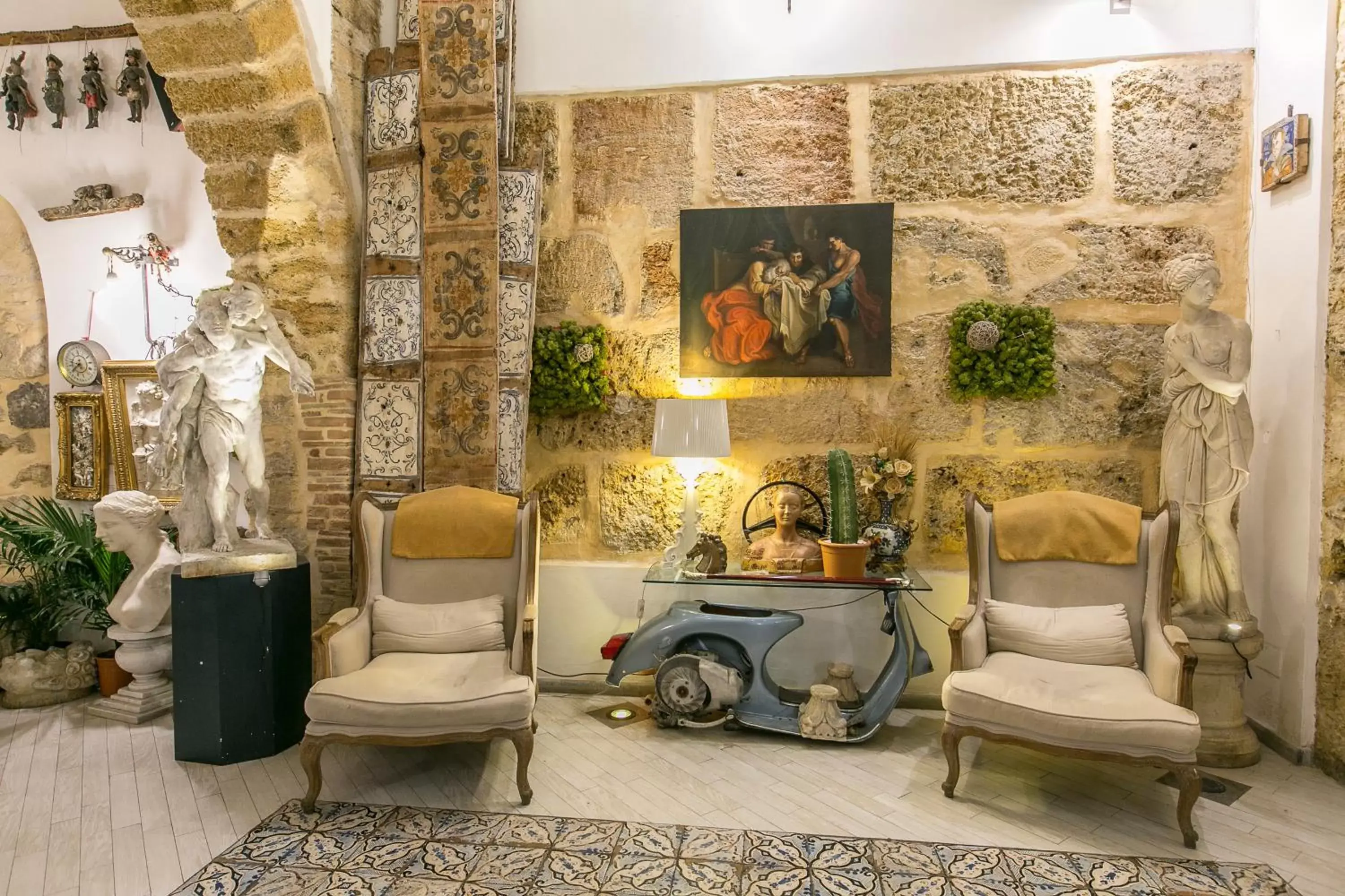 Lobby or reception in Porta di Castro Boutique Hotel