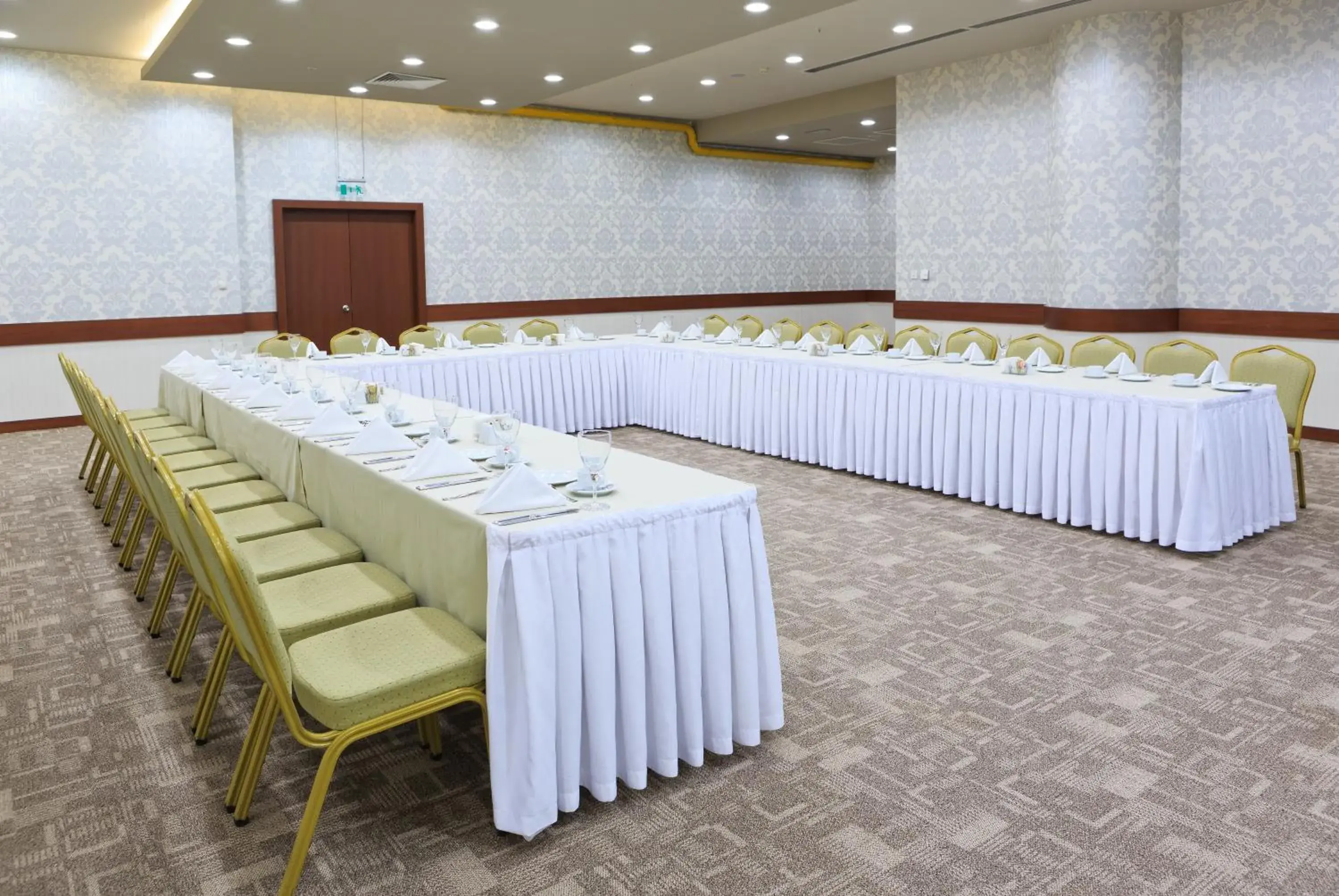 Meeting/conference room in Limak Ambassadore Hotel Ankara