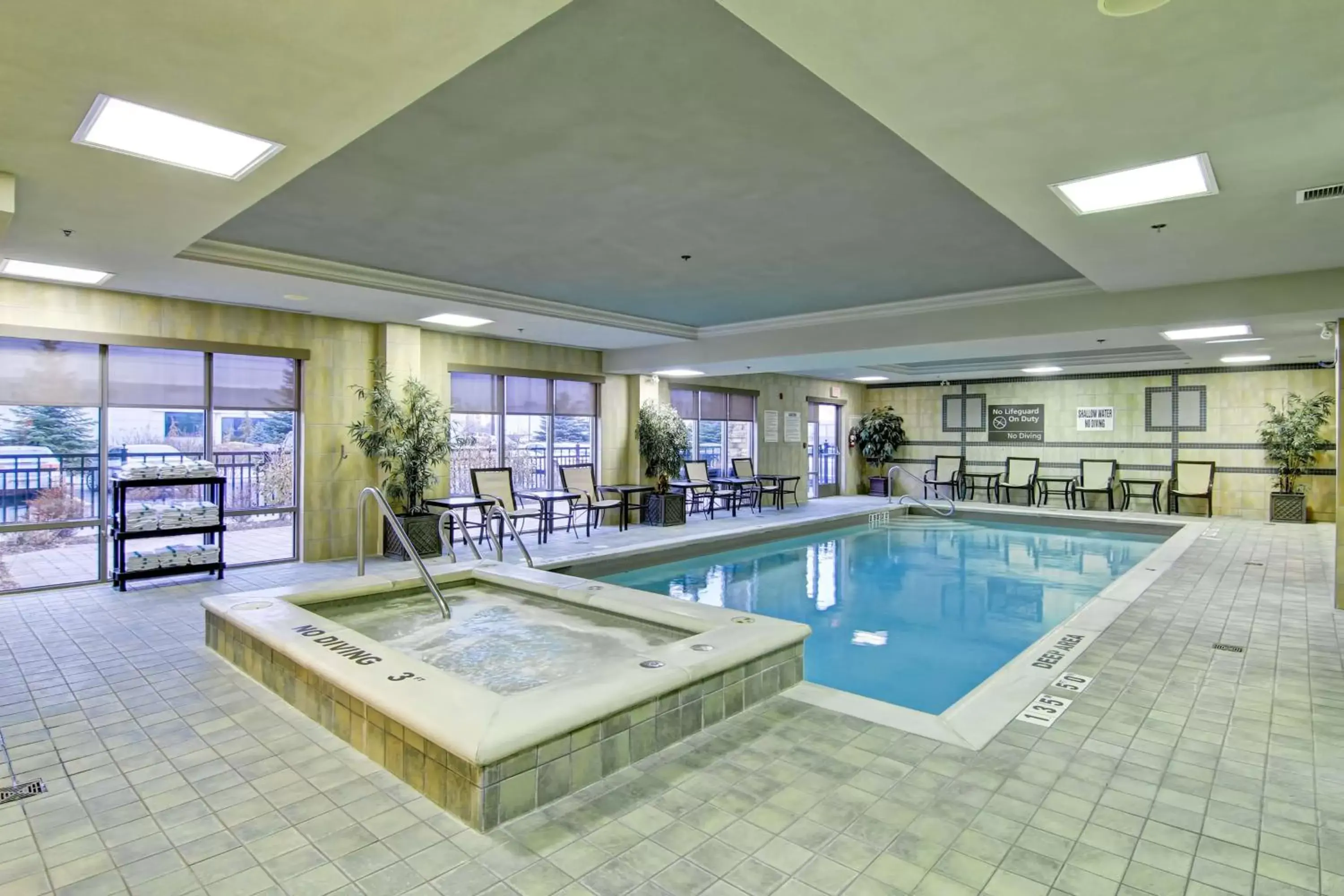 Pool view, Swimming Pool in Hampton Inn By Hilton & Suites Guelph, Ontario, Canada