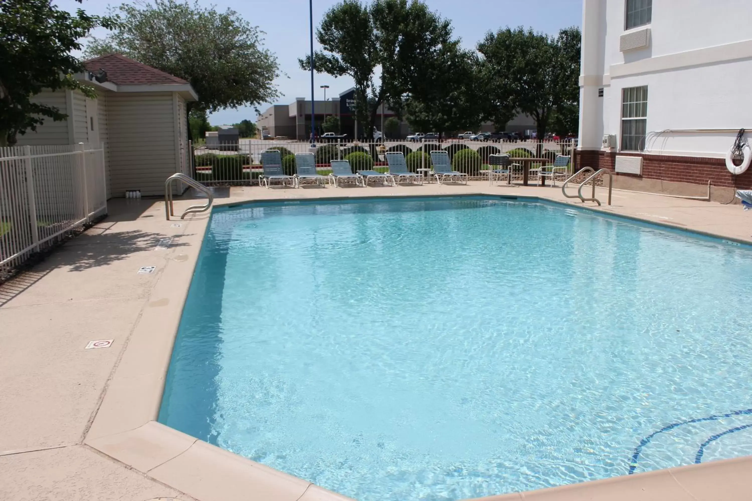 Swimming Pool in Motel 6-Rosenberg, TX