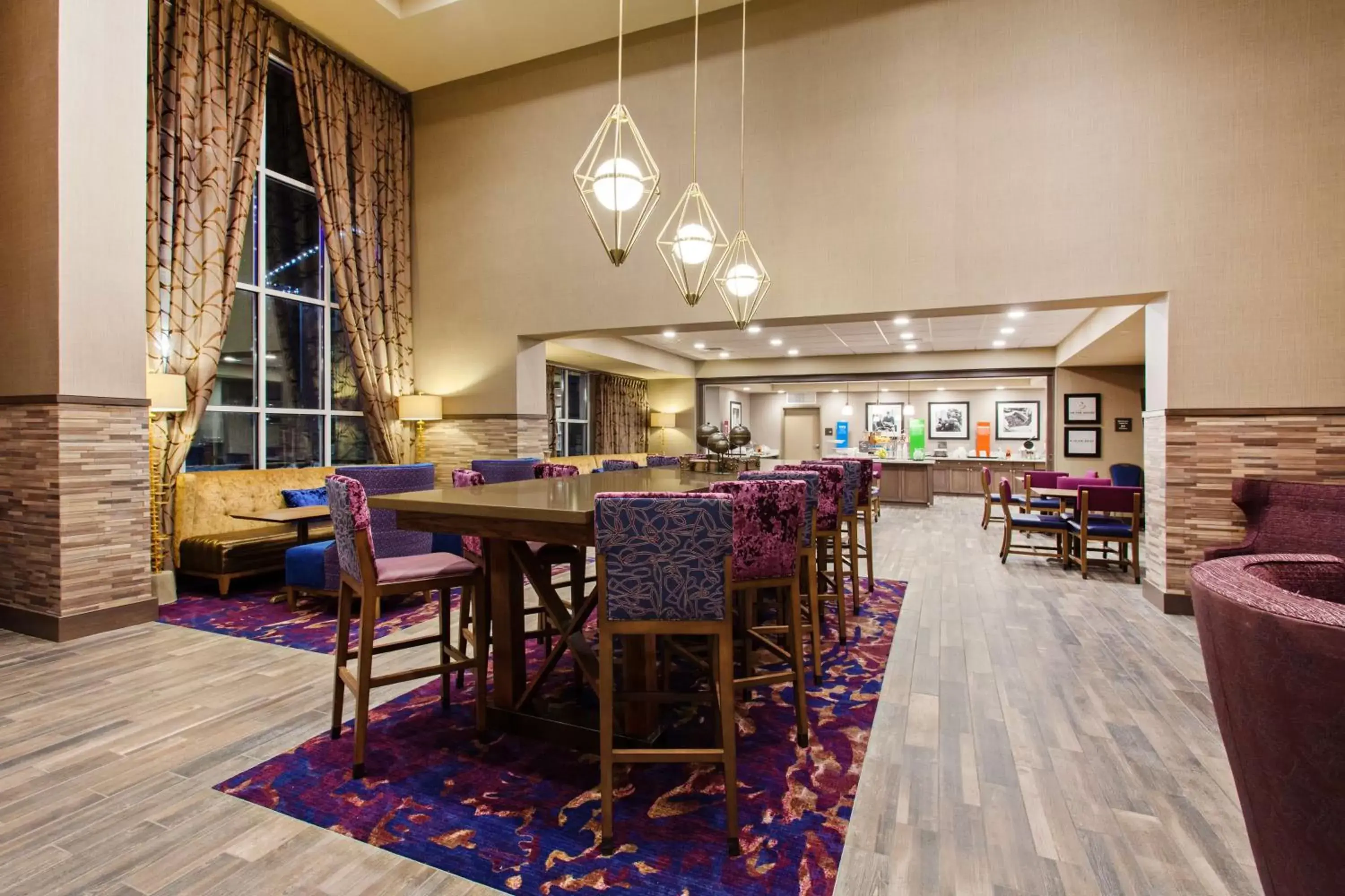 Dining area, Restaurant/Places to Eat in Hampton Inn & Suites Leavenworth