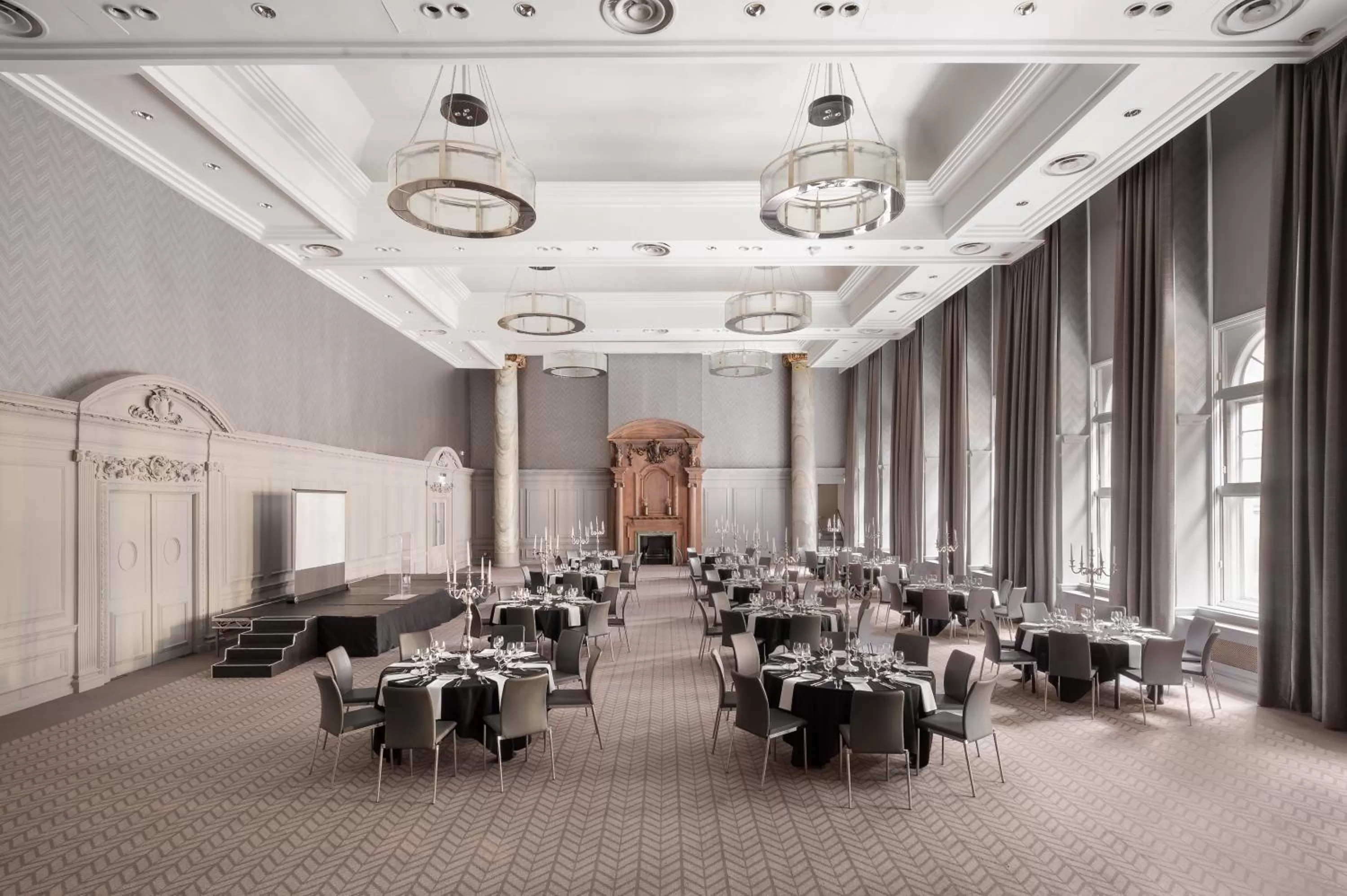 Meeting/conference room in voco Grand Central Glasgow by IHG