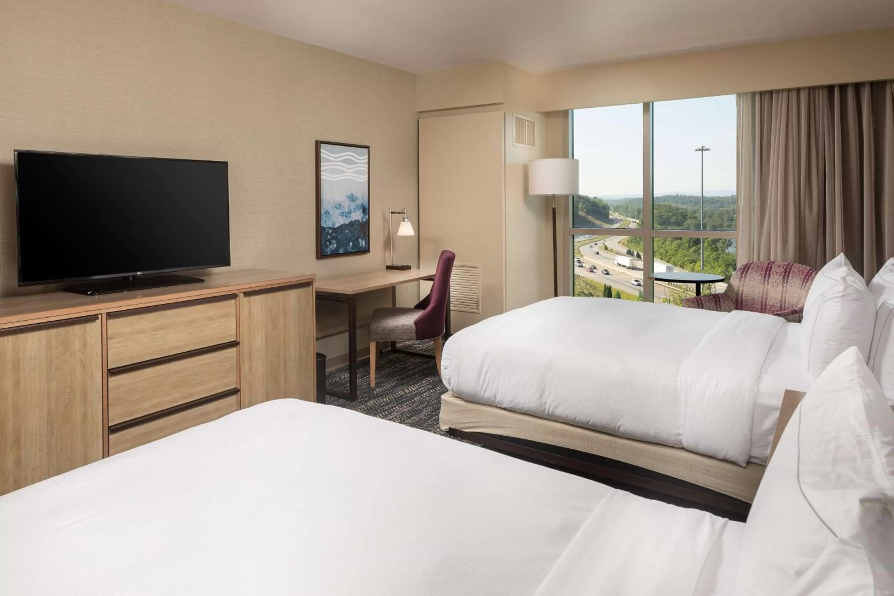 Bedroom, Bed in Hilton Asheville Biltmore Park