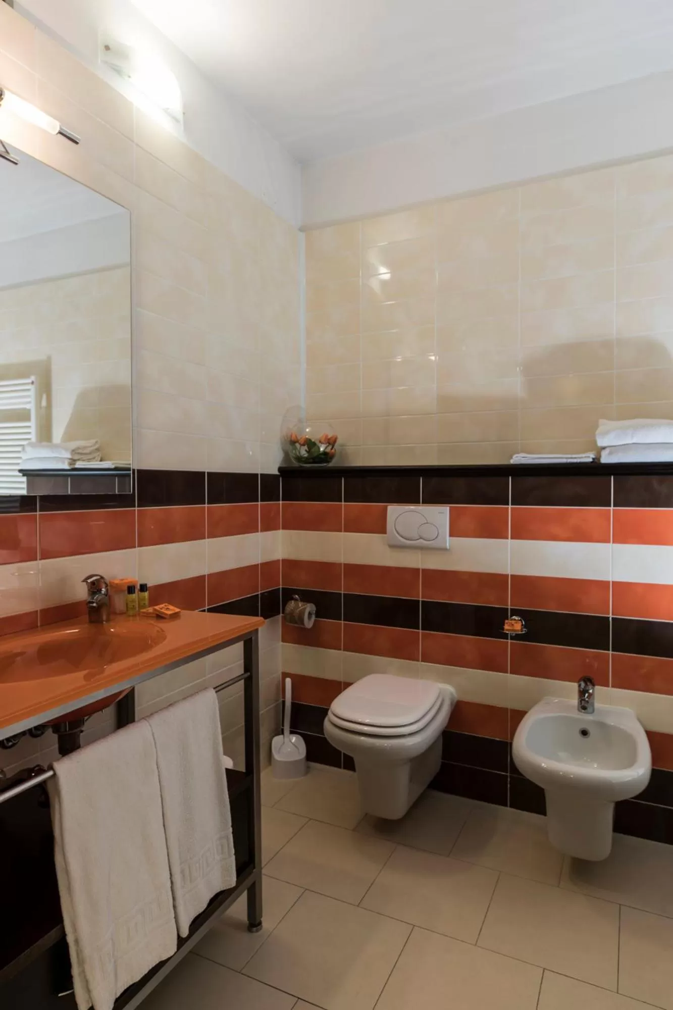 Bathroom in Hotel Donatello Imola
