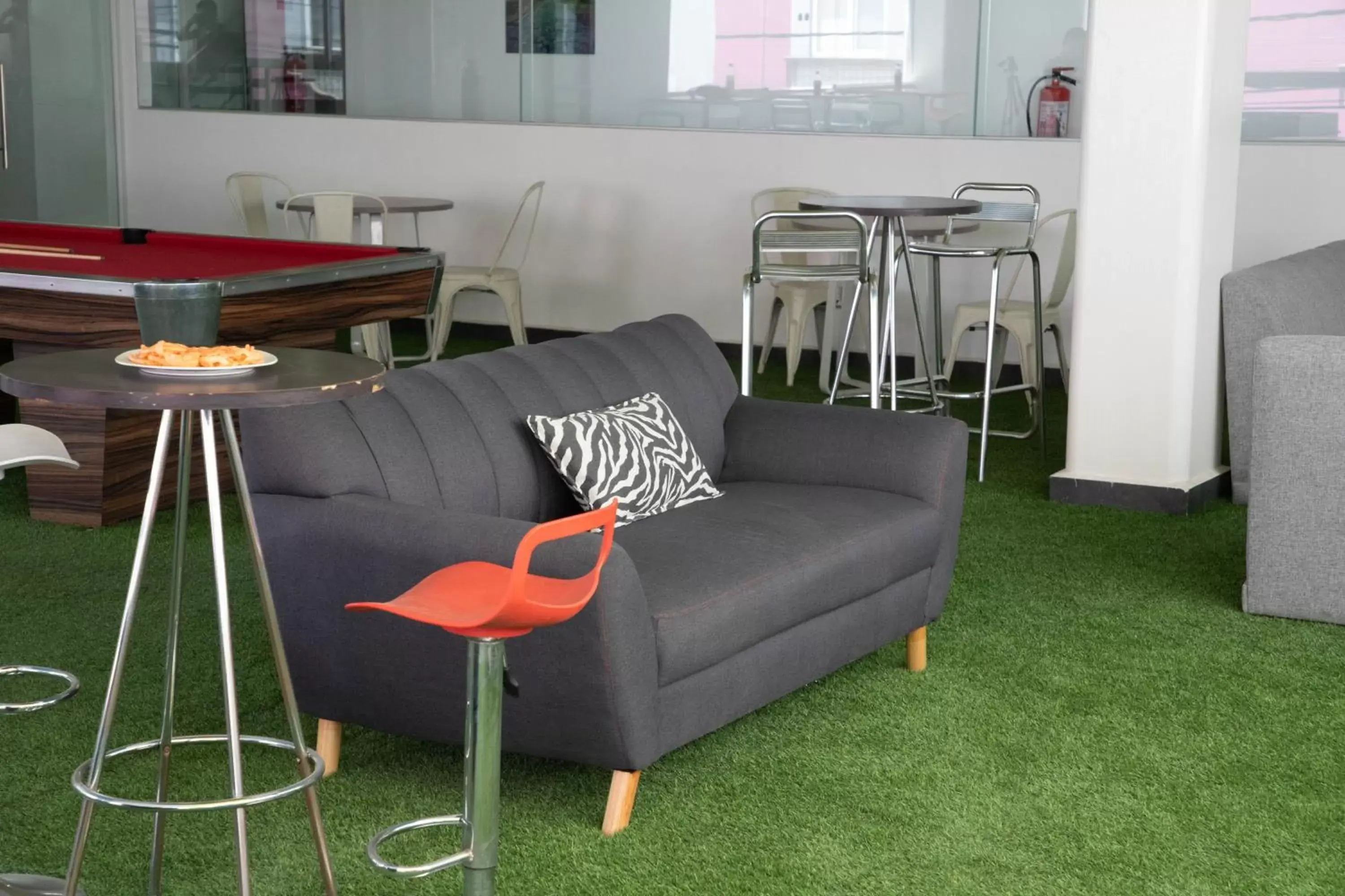 Game Room, Seating Area in Hotel Urban Cholula