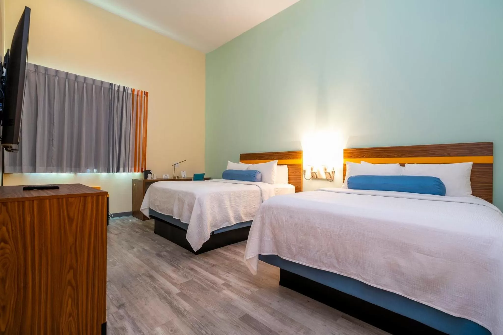 Bedroom, Bed in SPOT X Hotel Orlando Intl Dr by The Red Collection