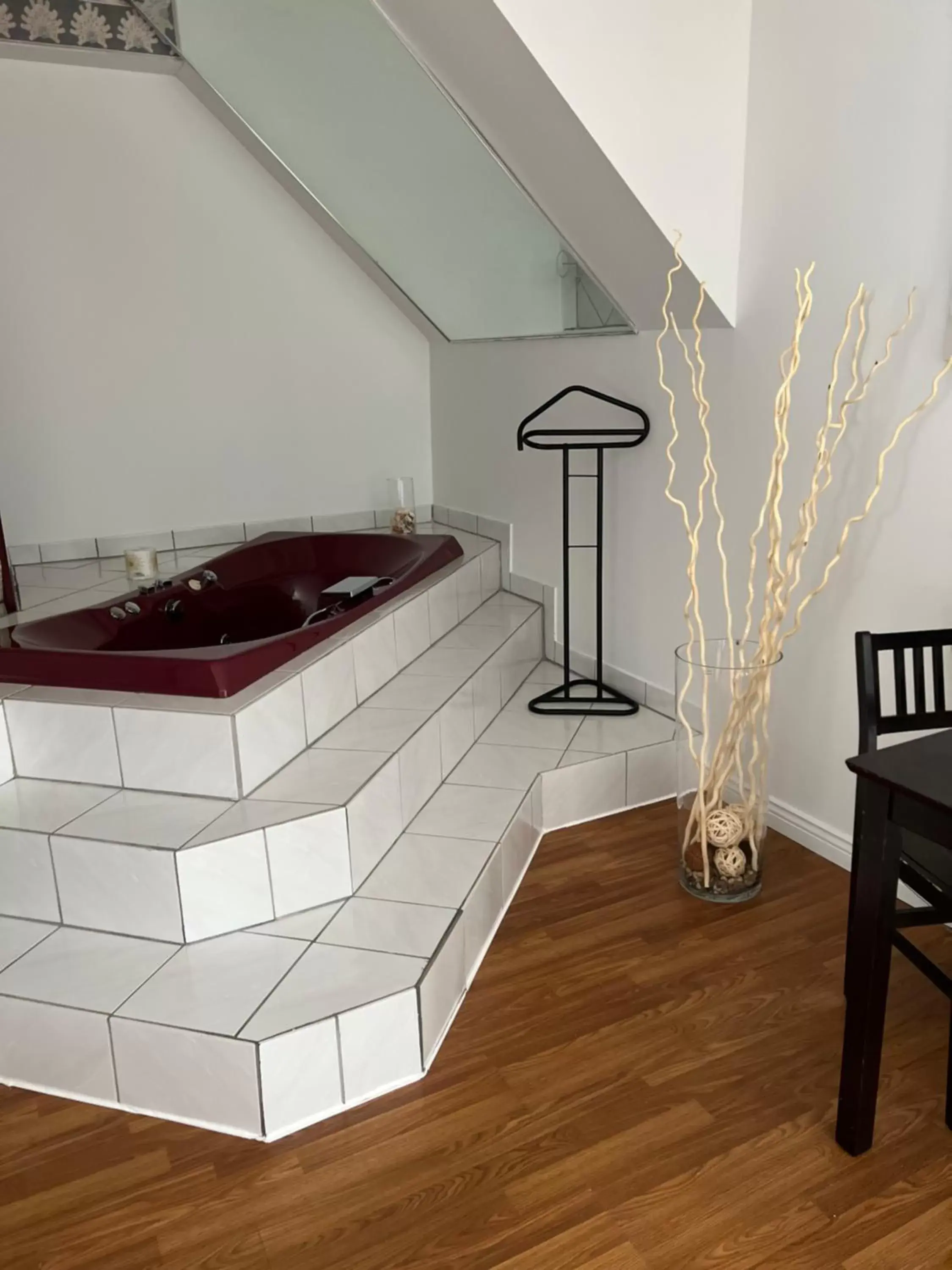 Bath, Bathroom in Motel du rosier