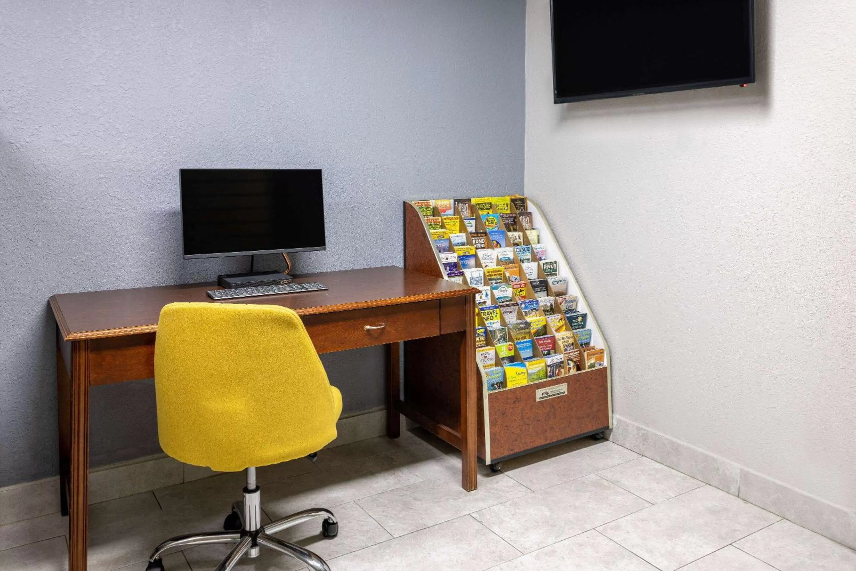 Business facilities in Days Inn by Wyndham Winchester