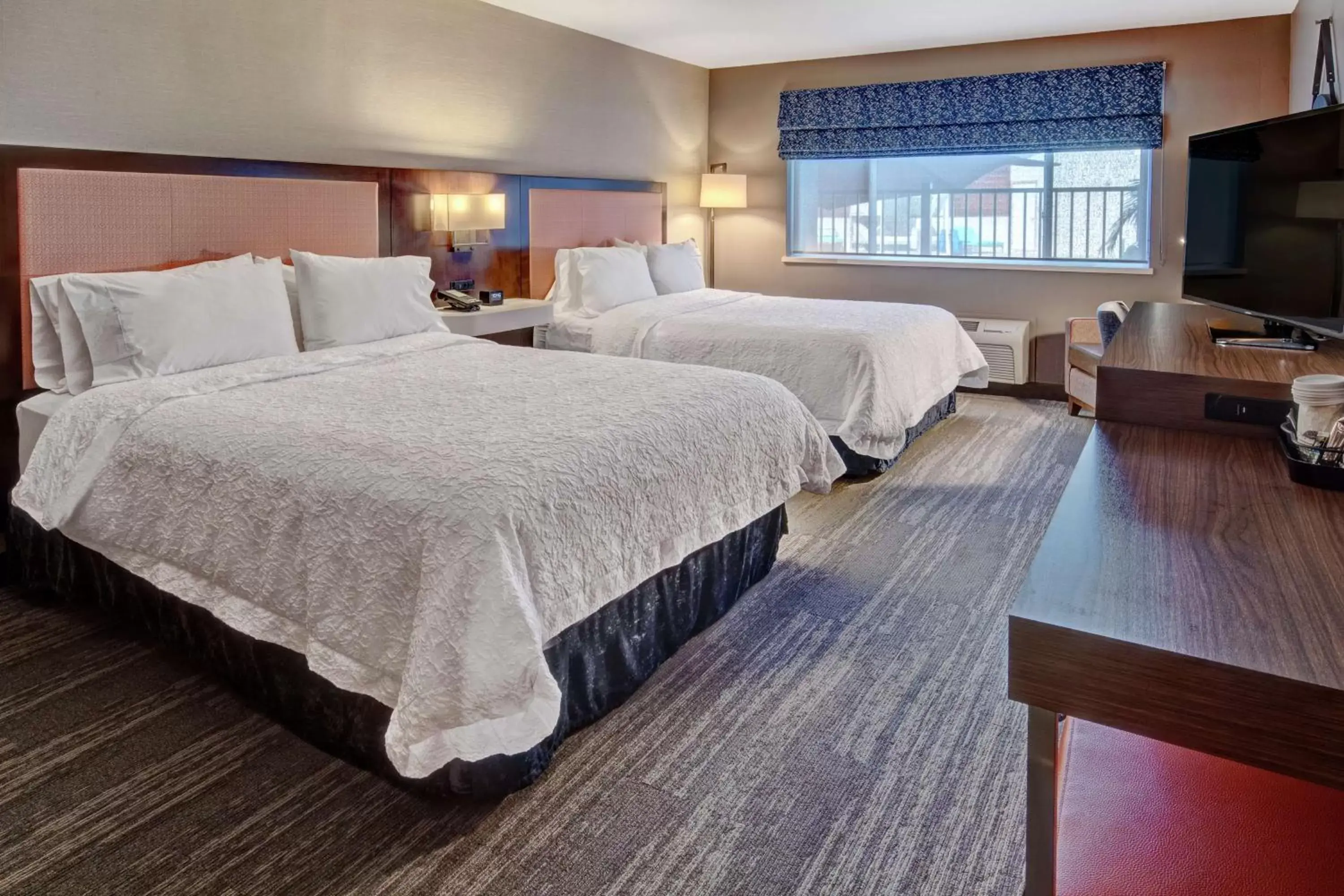 Bedroom, Bed in Hampton Inn Discovery Kingdom Napa Gateway