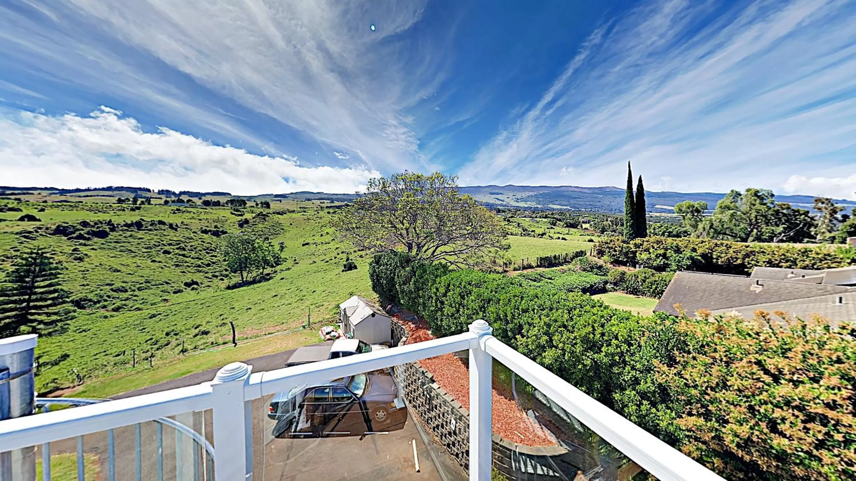 Balcony/Terrace in Ha'le Kiana