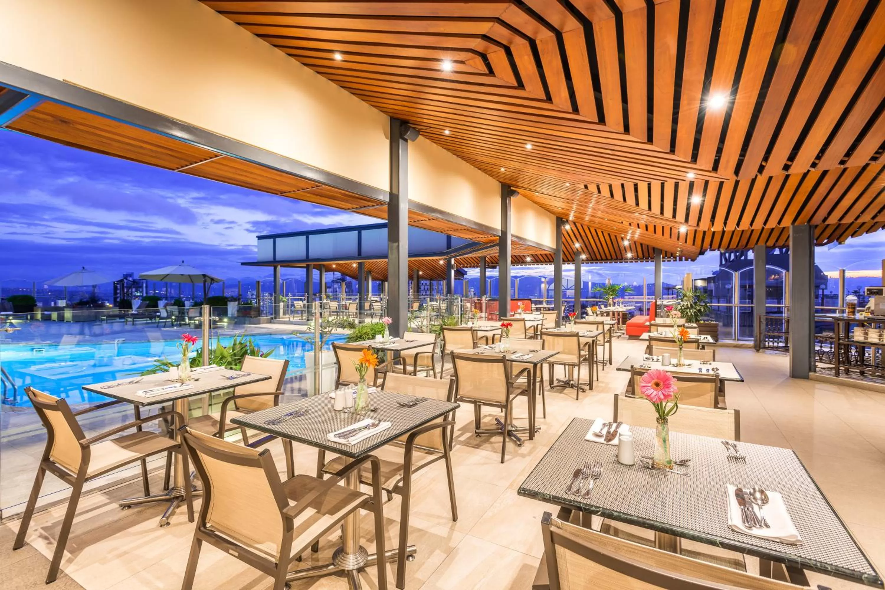 Restaurant/places to eat in Hotel Dann Carlton Bucaramanga