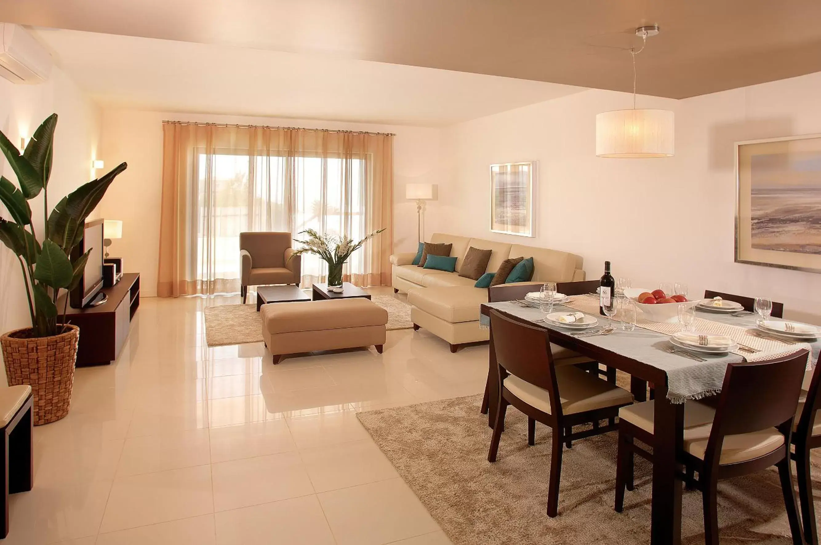 Standard Three-Bedroom Apartment with Balcony in Belmar Spa & Beach Resort