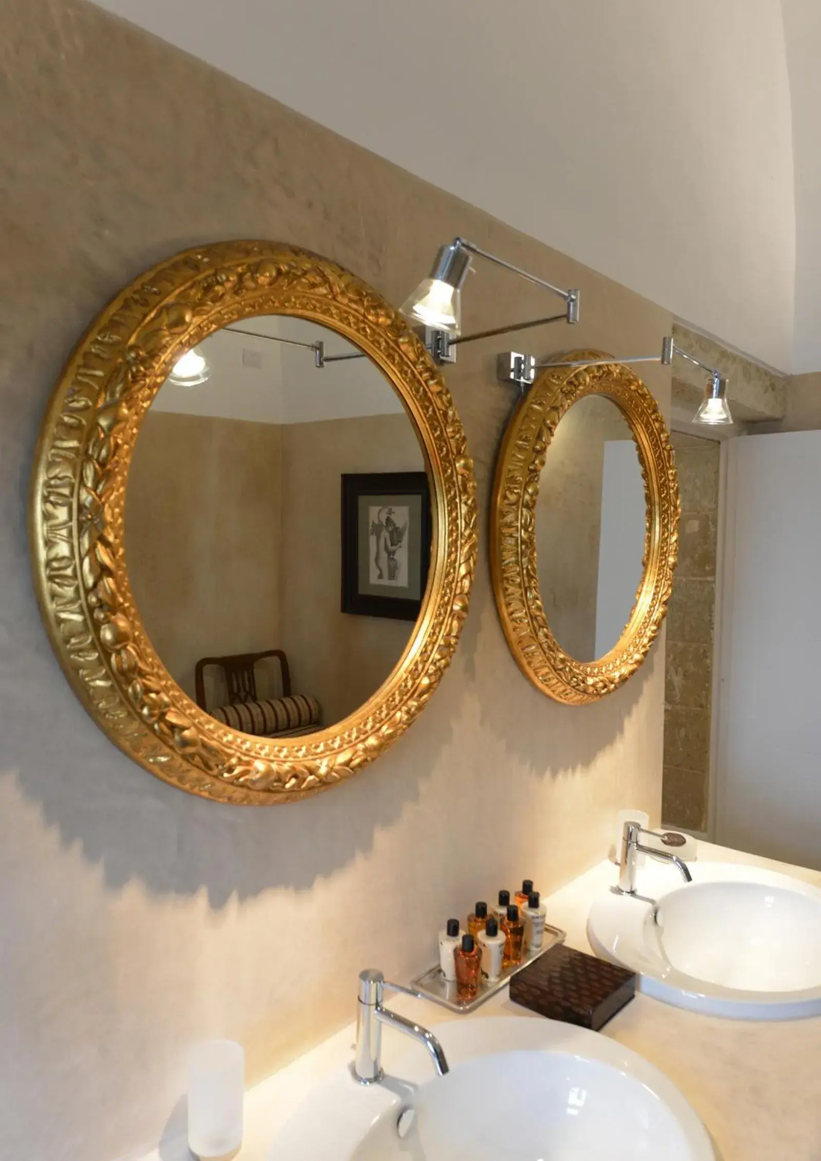 Bathroom in Palazzo Ducale Venturi - Luxury Hotel & Wellness