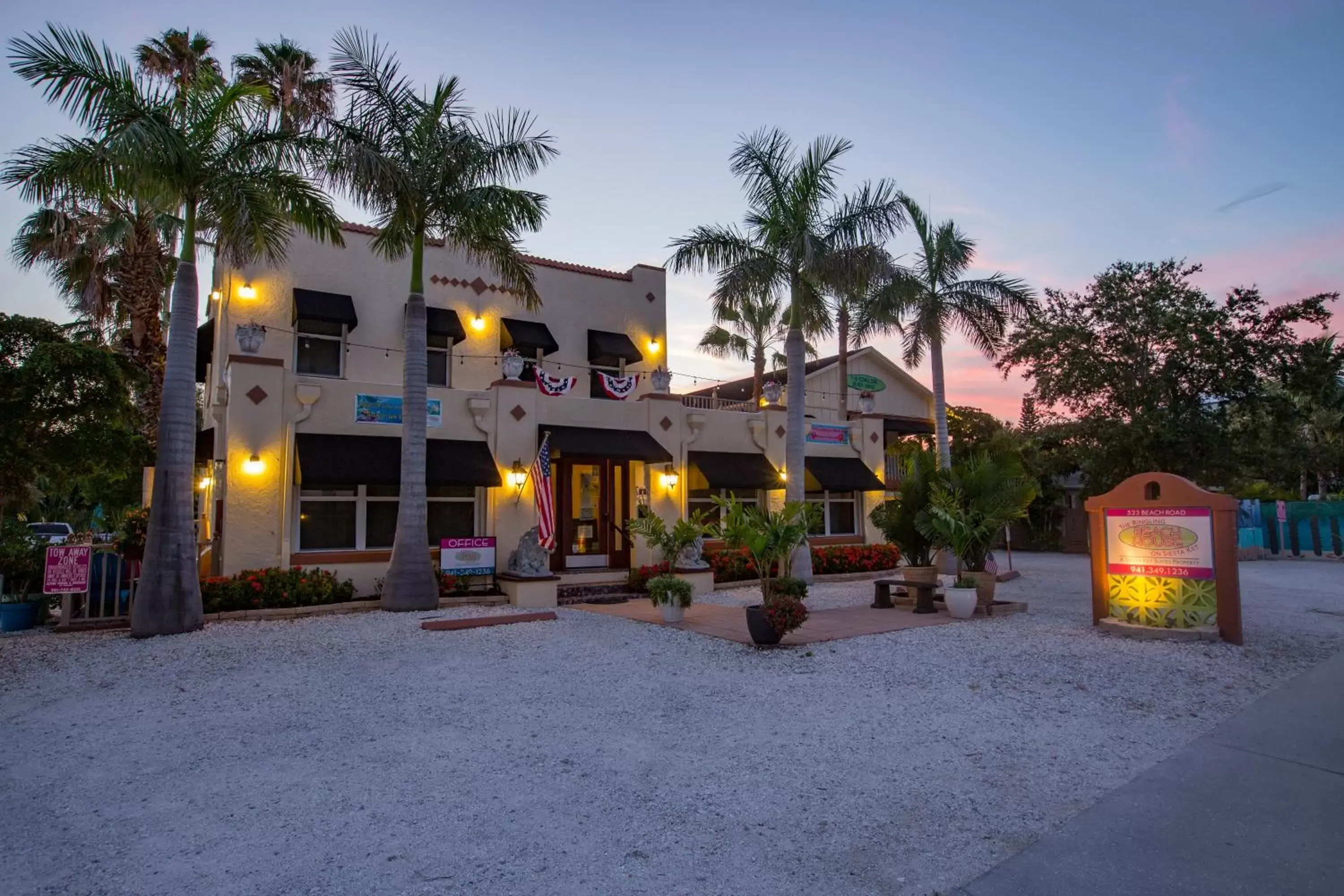 Property building in The Ringling Beach House Property building in The Ringling Beach House