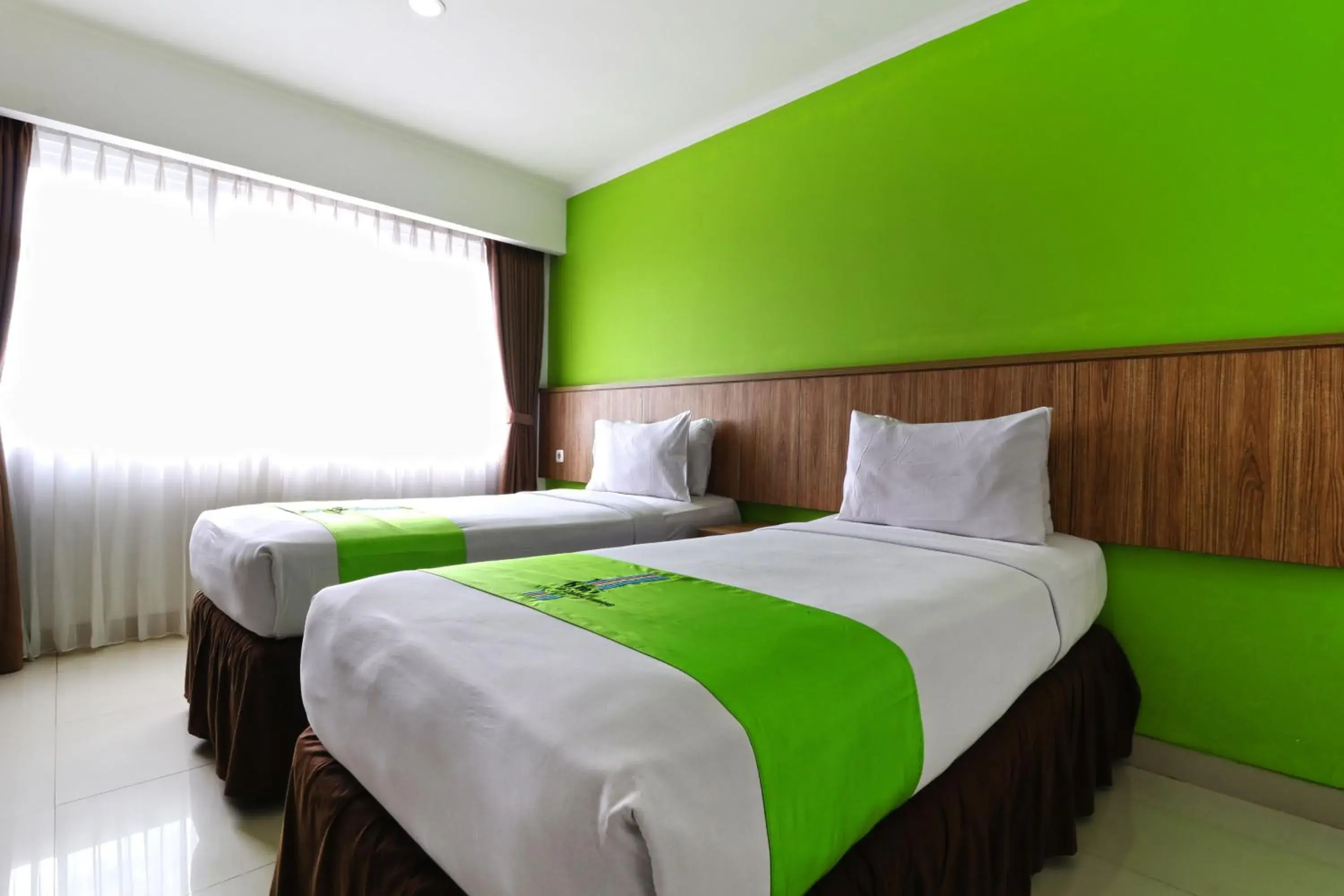 Bed in Hotel Bumi Makmur Indah Lembang
