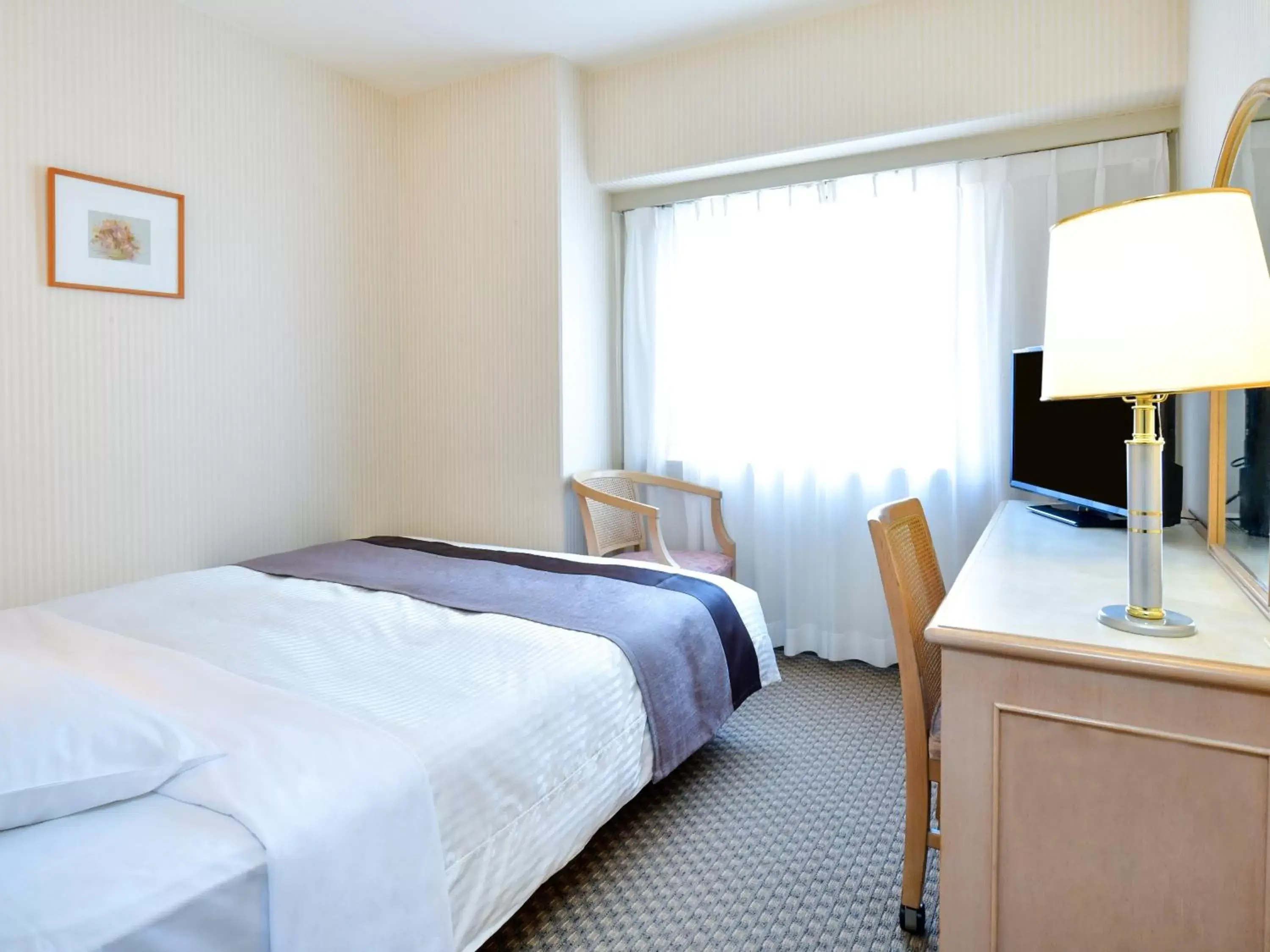 Photo of the whole room, Bed in HOTEL MYSTAYS Kanazawa Katamachi