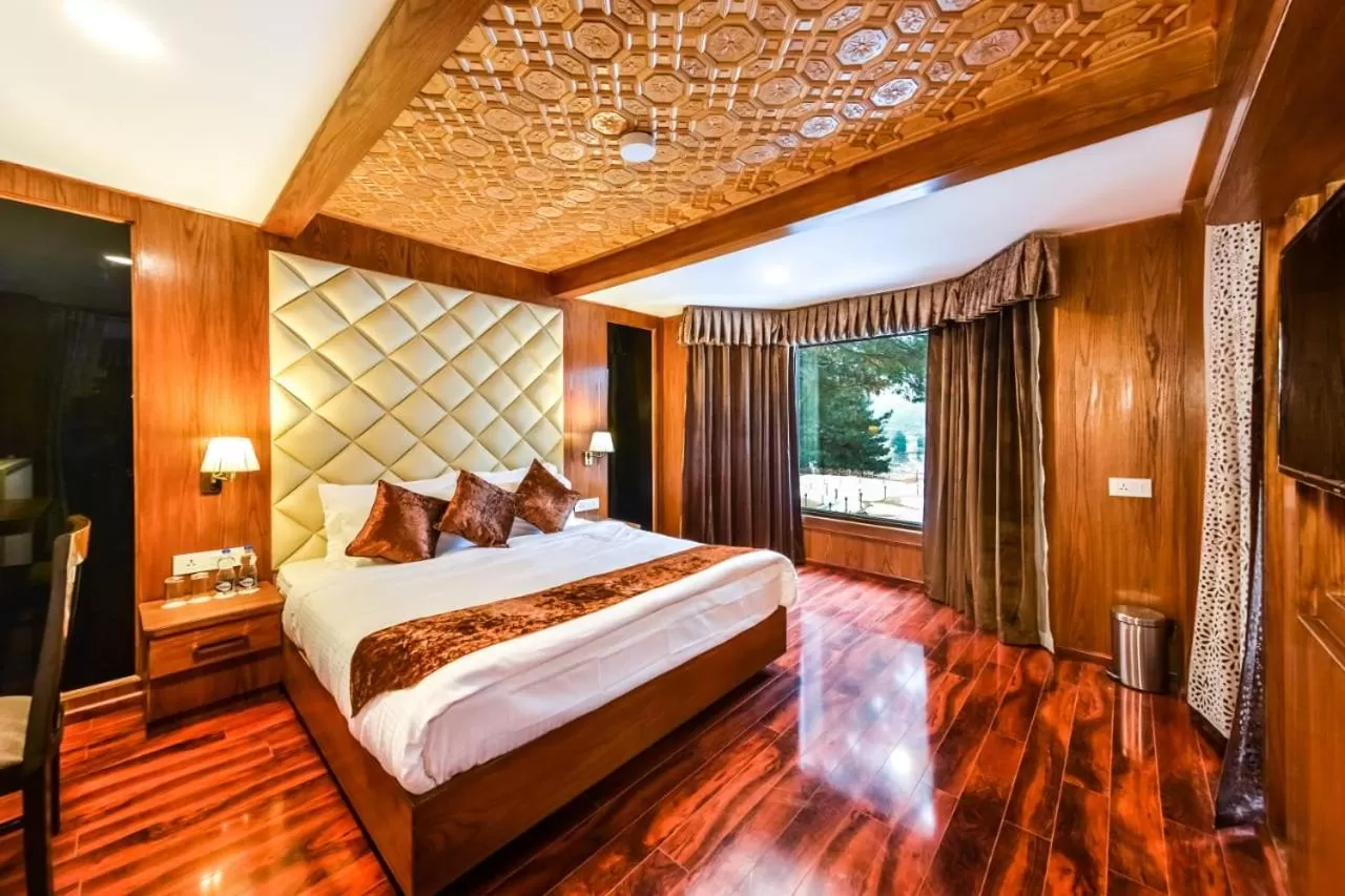 Bed in Royal Hillton Pahalgam