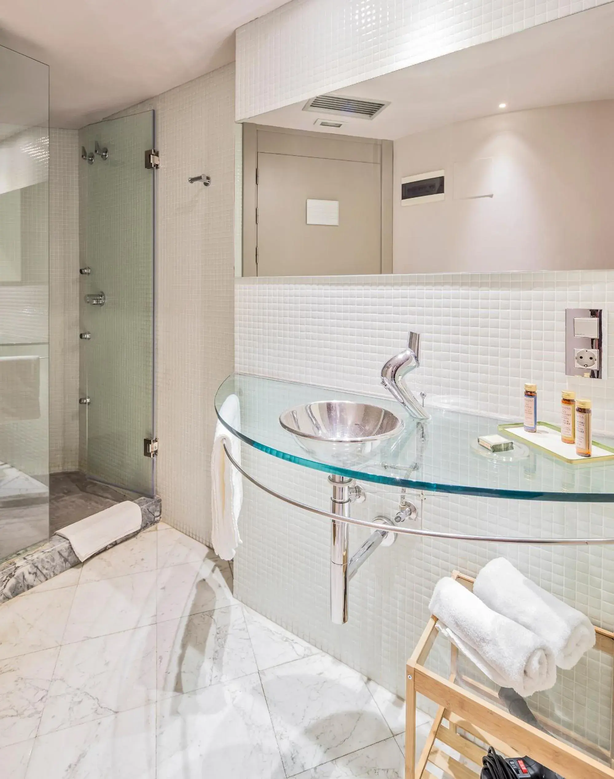 Bathroom in Hotel Nature Oviedo