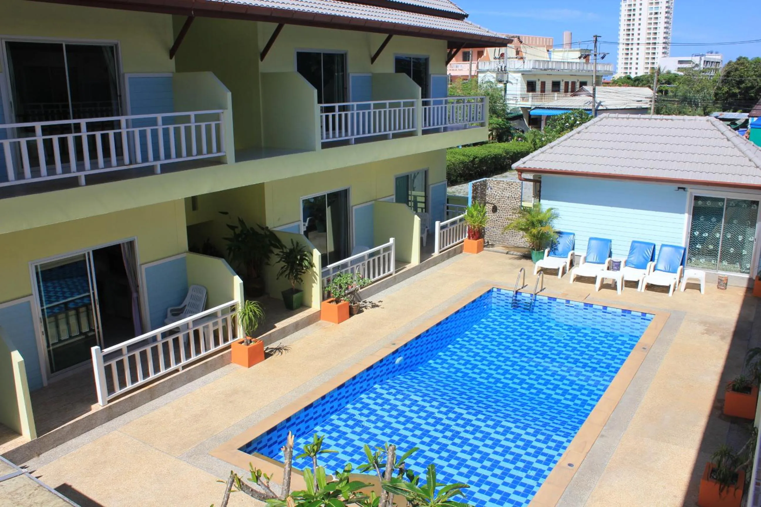 Facade/entrance in Baan Chaylay Resort Karon