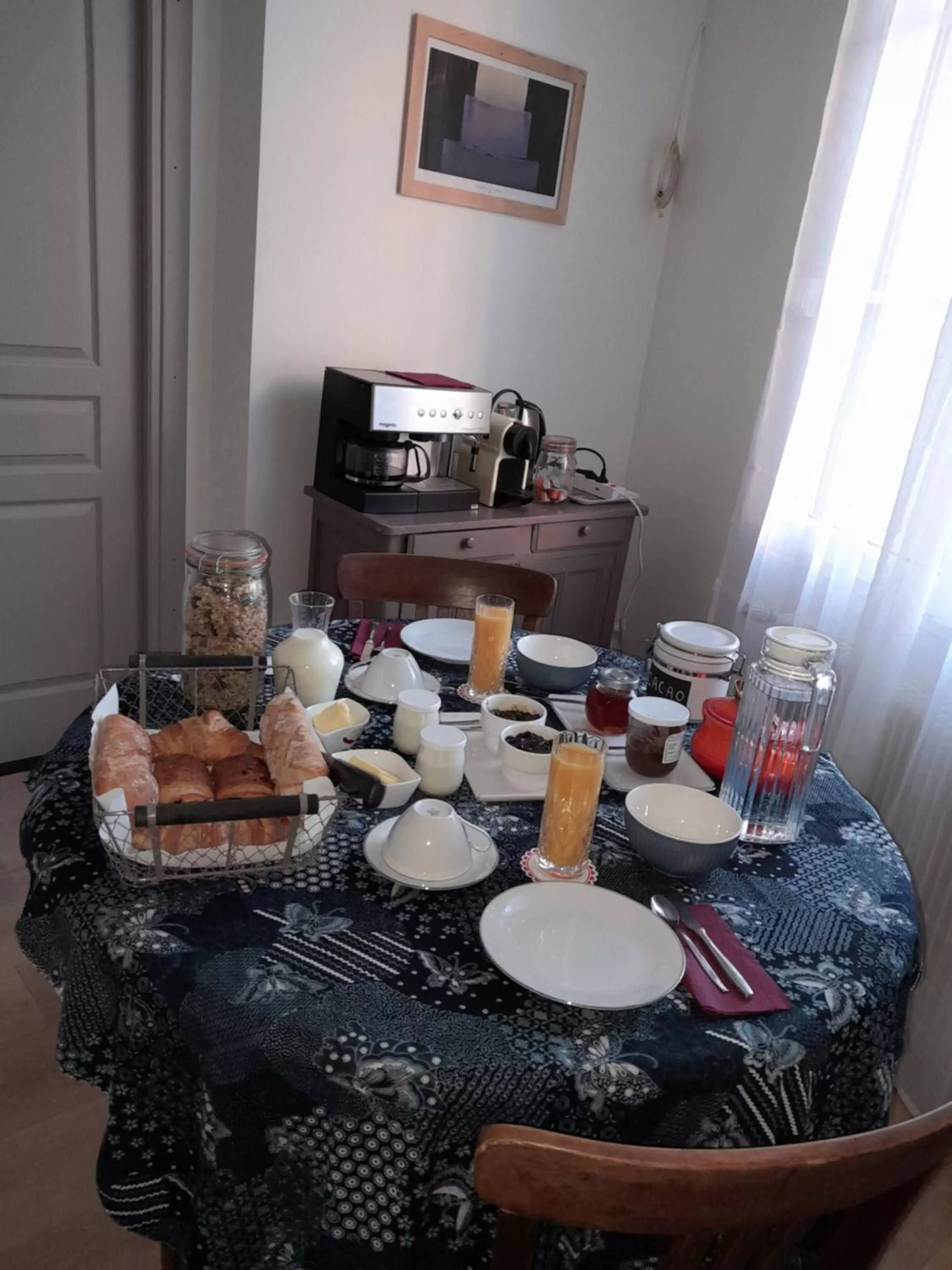 Breakfast in La pause sous le pin