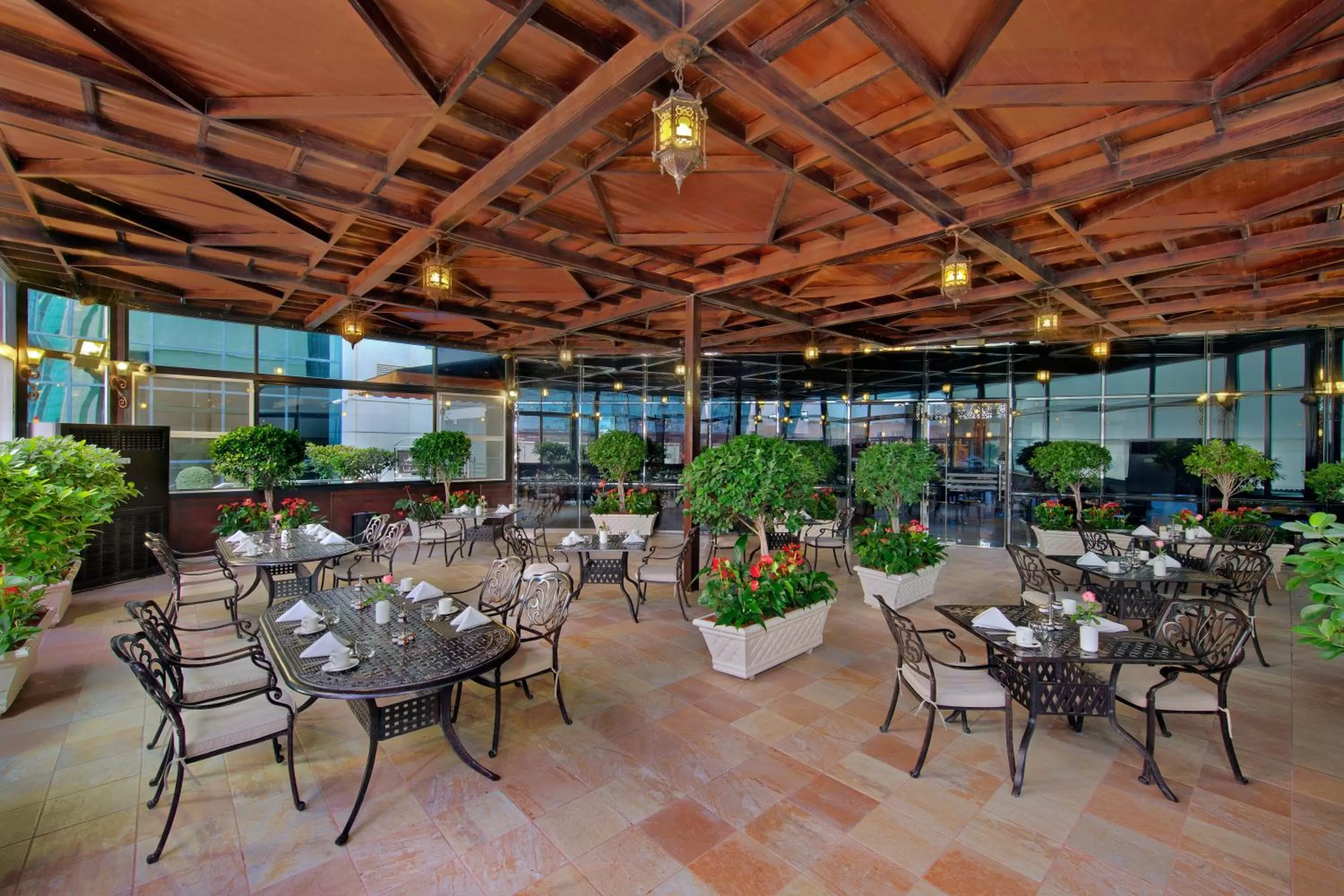 Restaurant/places to eat in Ezdan Hotel West Bay