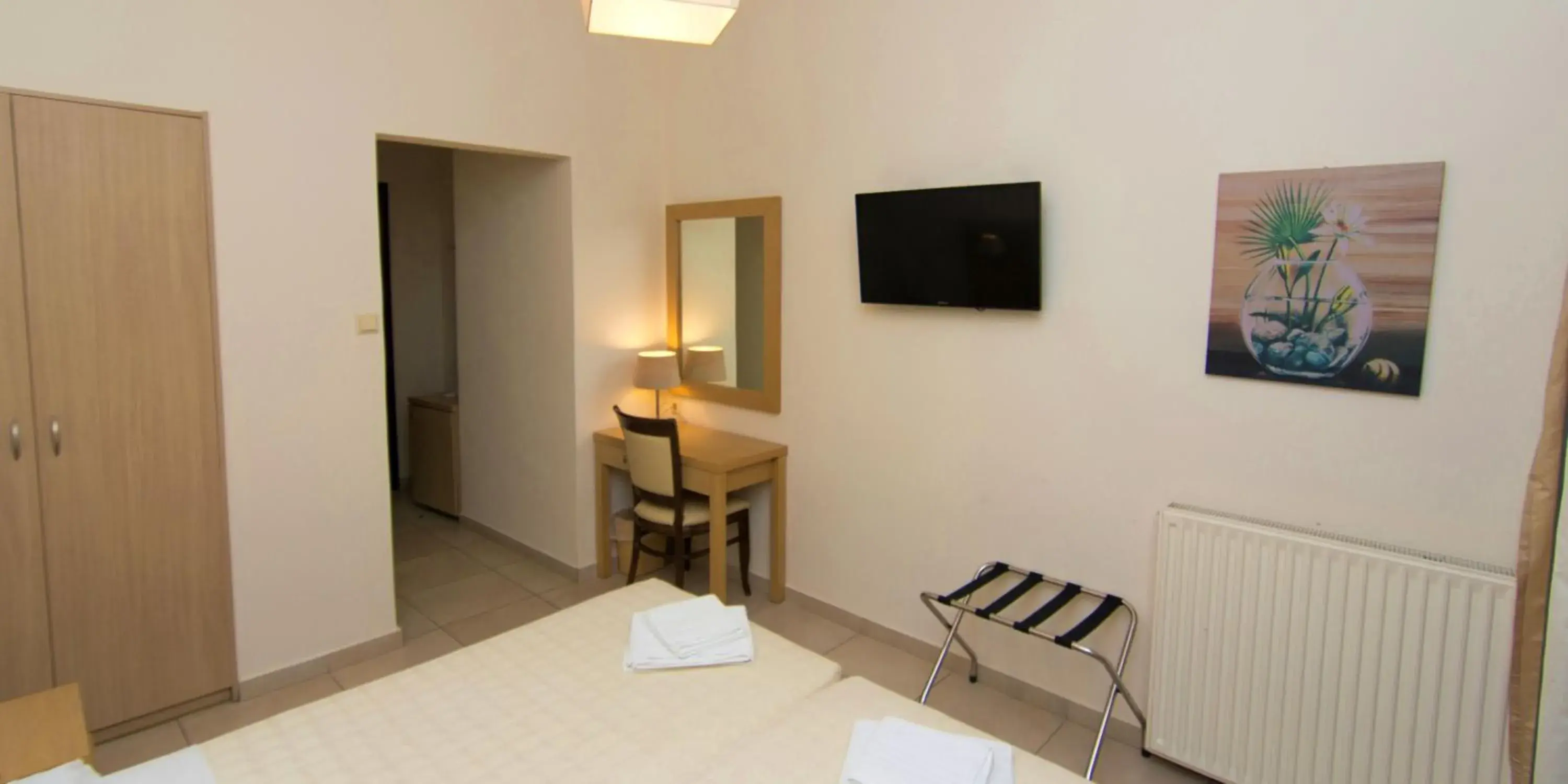 Double or Twin Room in San Nectarios Double or Twin Room in San Nectarios