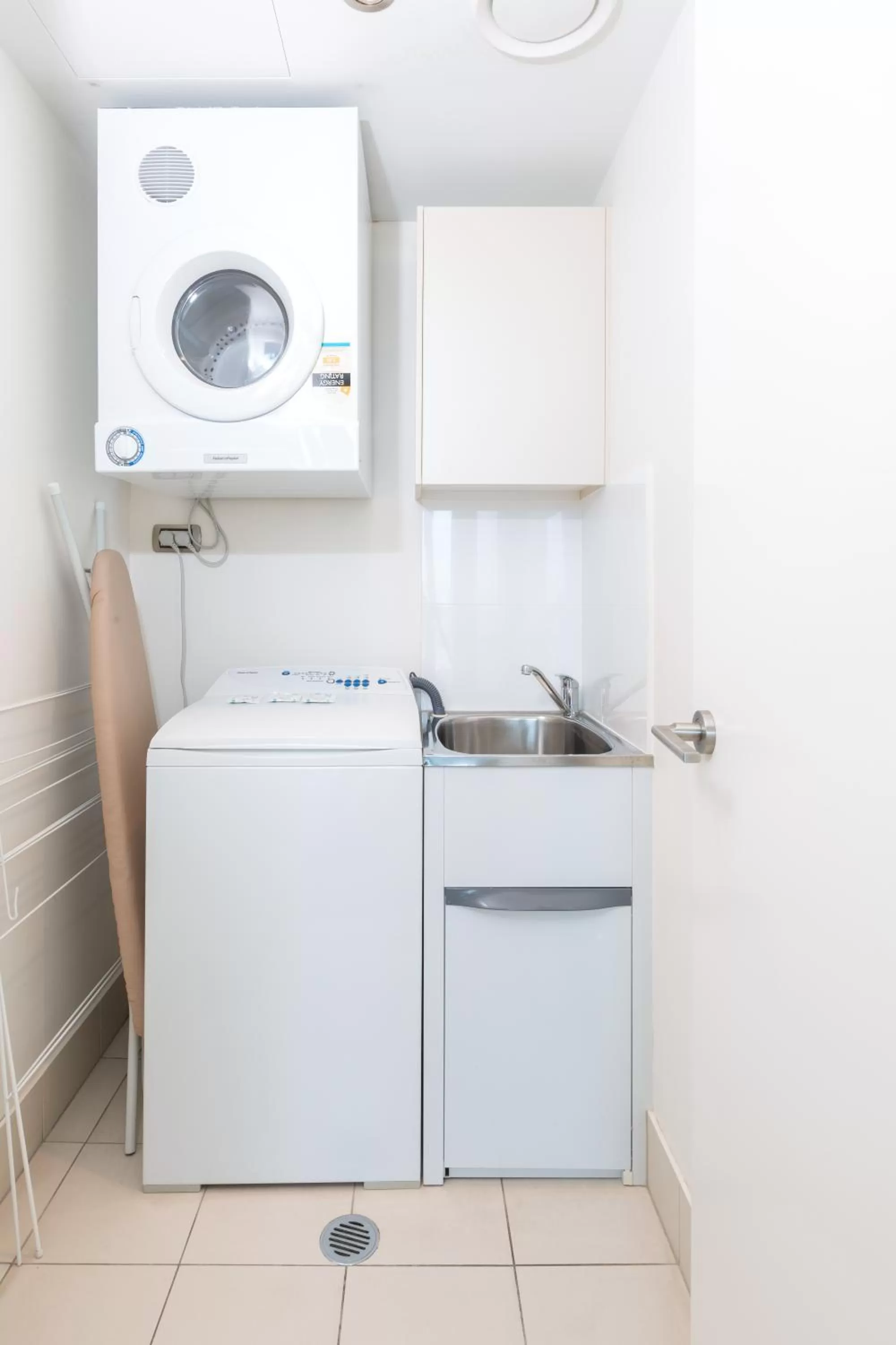 laundry in Wyndham Resort Surfers Paradise