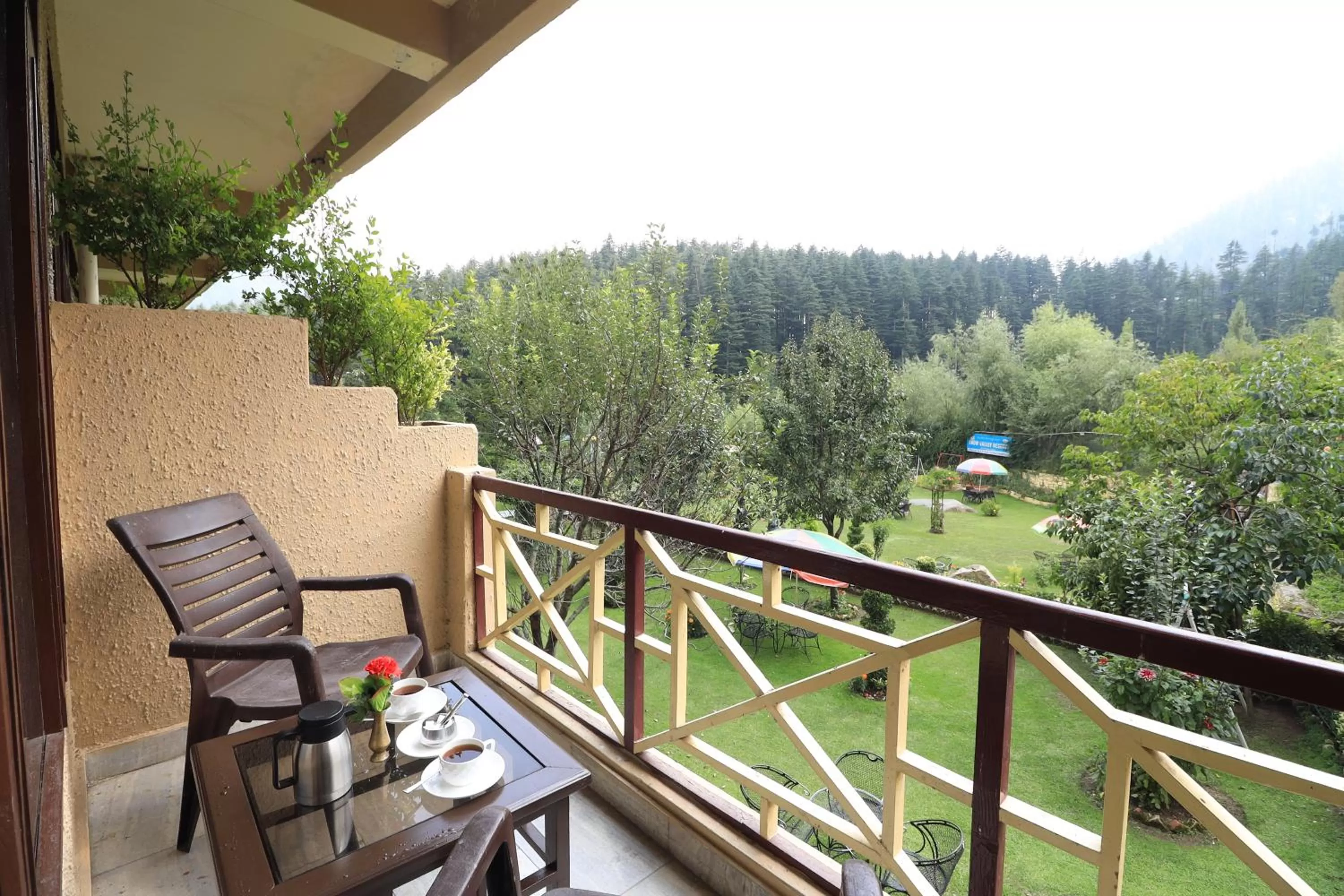 Snow Valley Resorts & Spa Manali