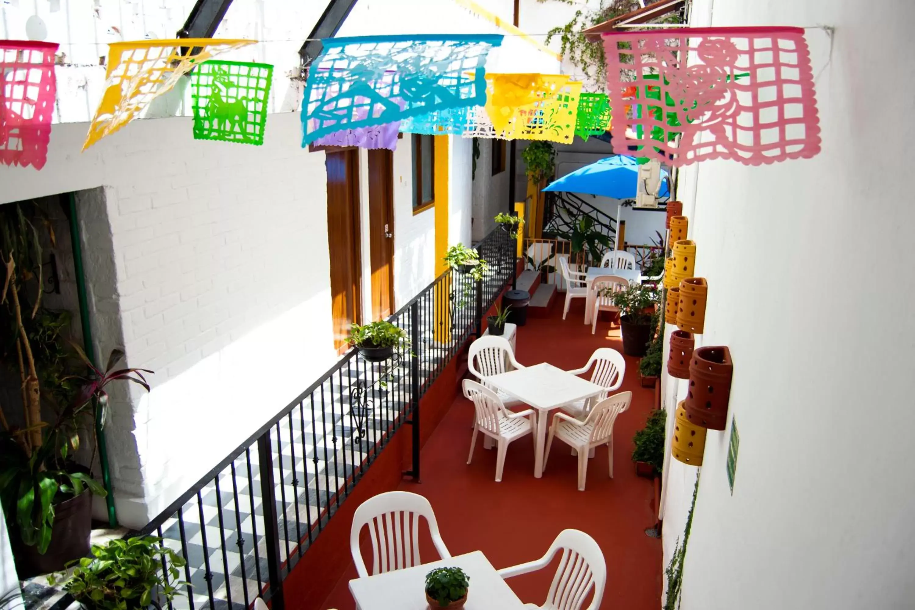 Patio, Restaurant/Places to Eat in Hotel Hacienda de Vallarta Centro