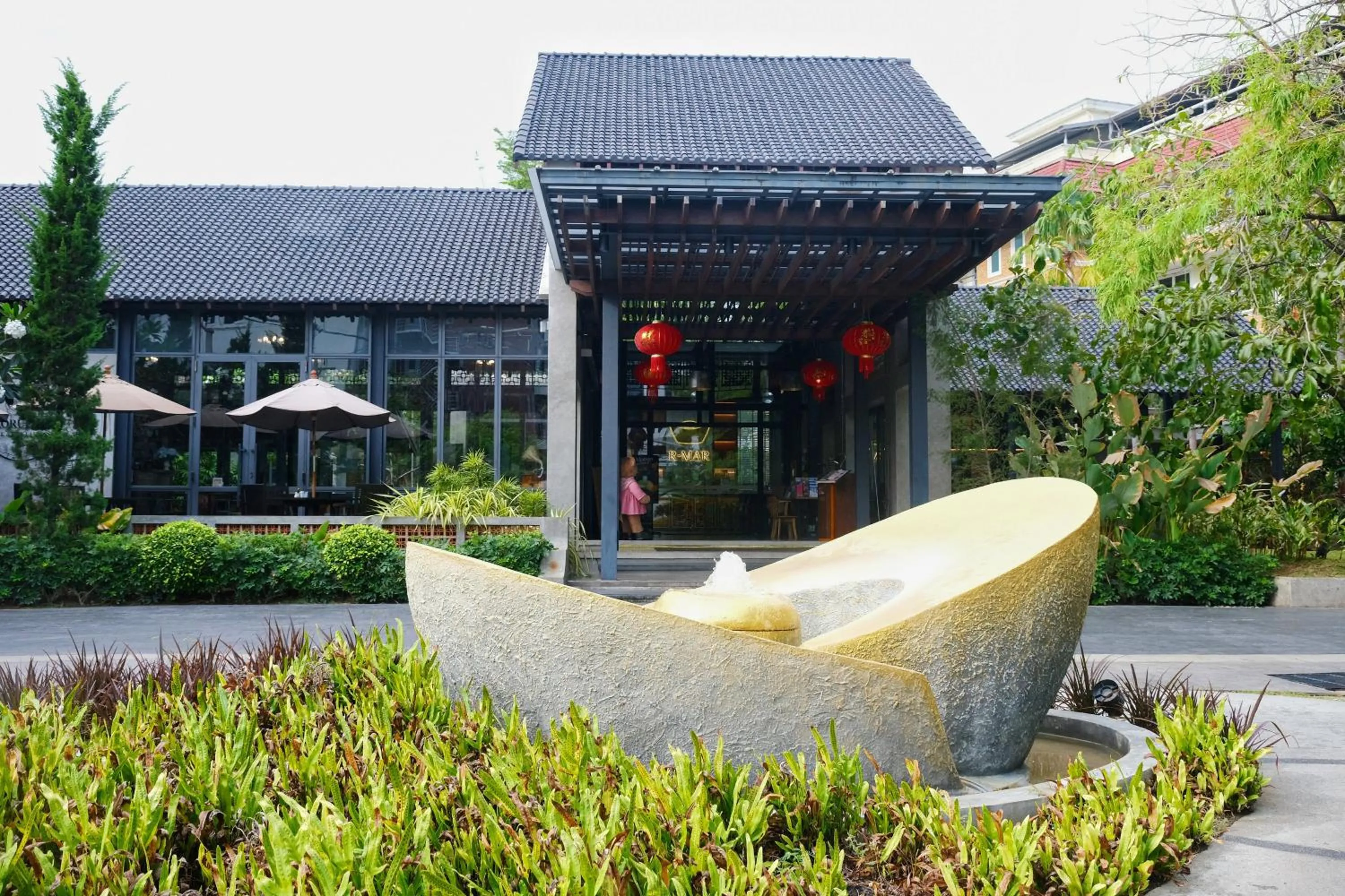 Facade/entrance in R-Mar Resort and Spa Patong, Phuket