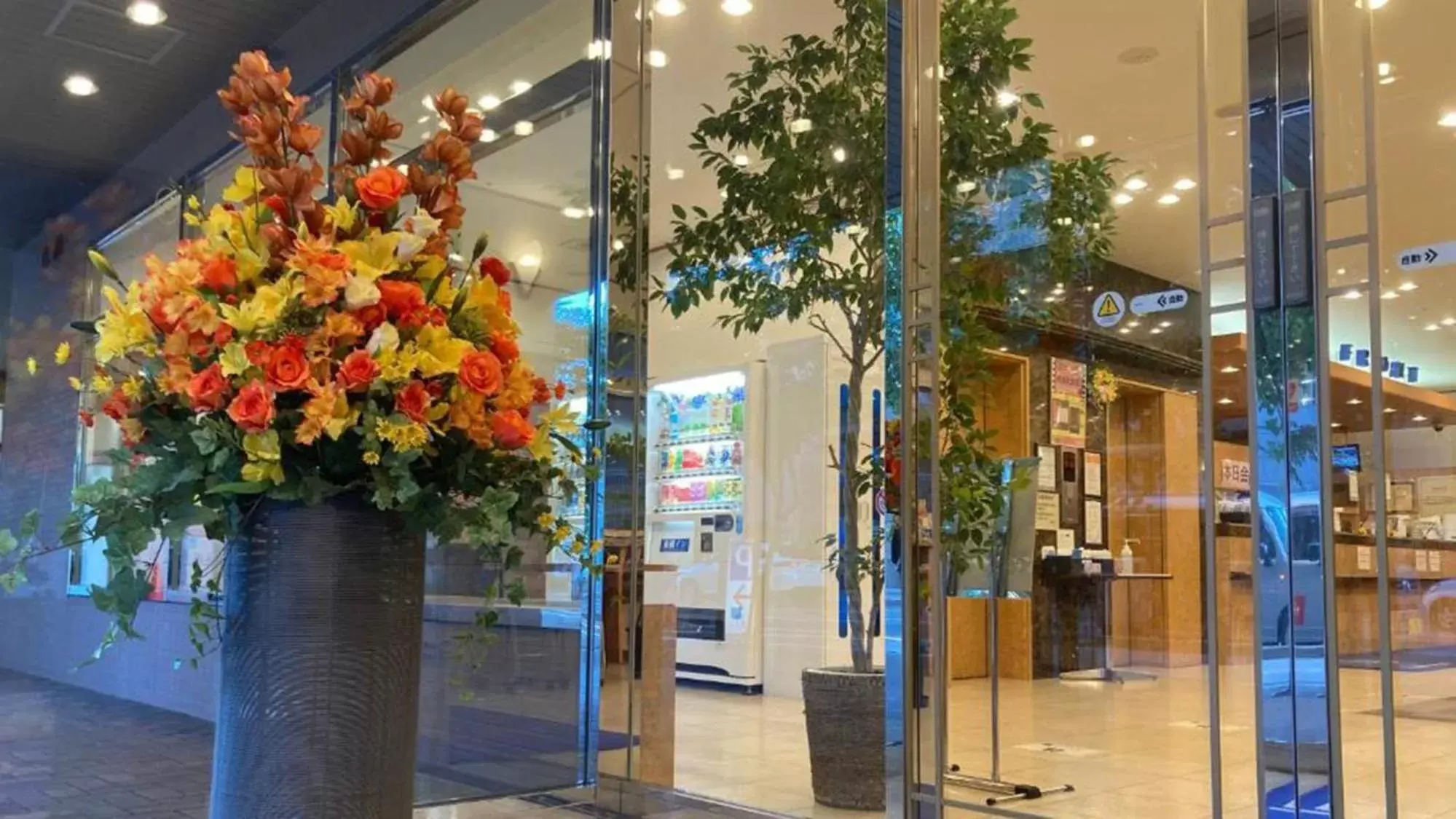 Property building in Toyoko Inn Hokkaido Sapporo-eki Kita-guchi Property building in Toyoko Inn Hokkaido Sapporo-eki Kita-guchi