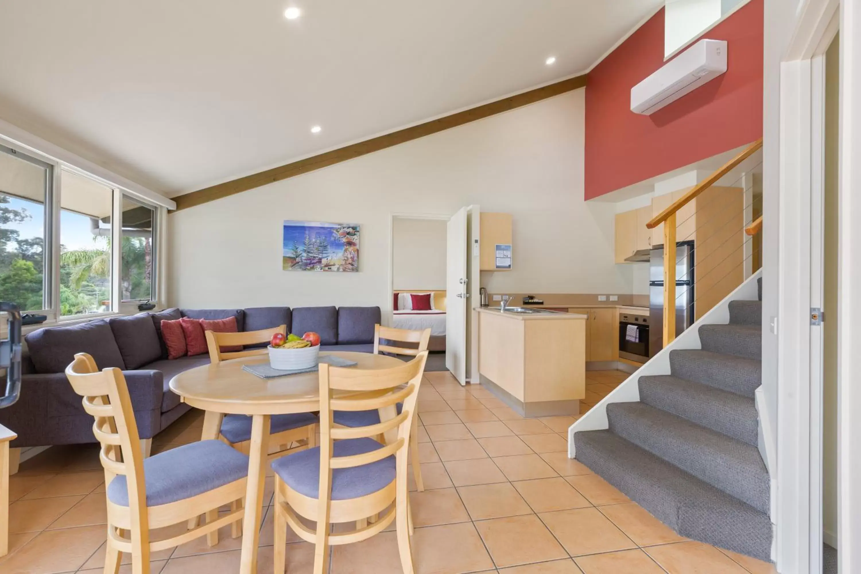 Dining Area in Tathra Beach House Holiday Apartments