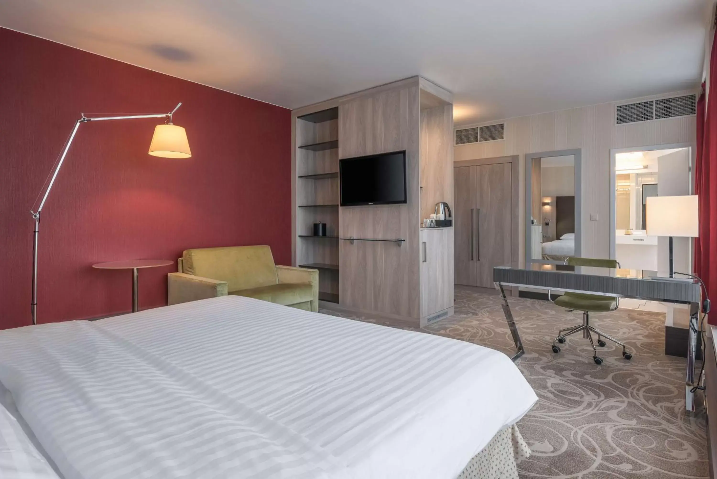 Bed in Hilton Geneva Hotel and Conference Centre Bed in Hilton Geneva Hotel and Conference Centre