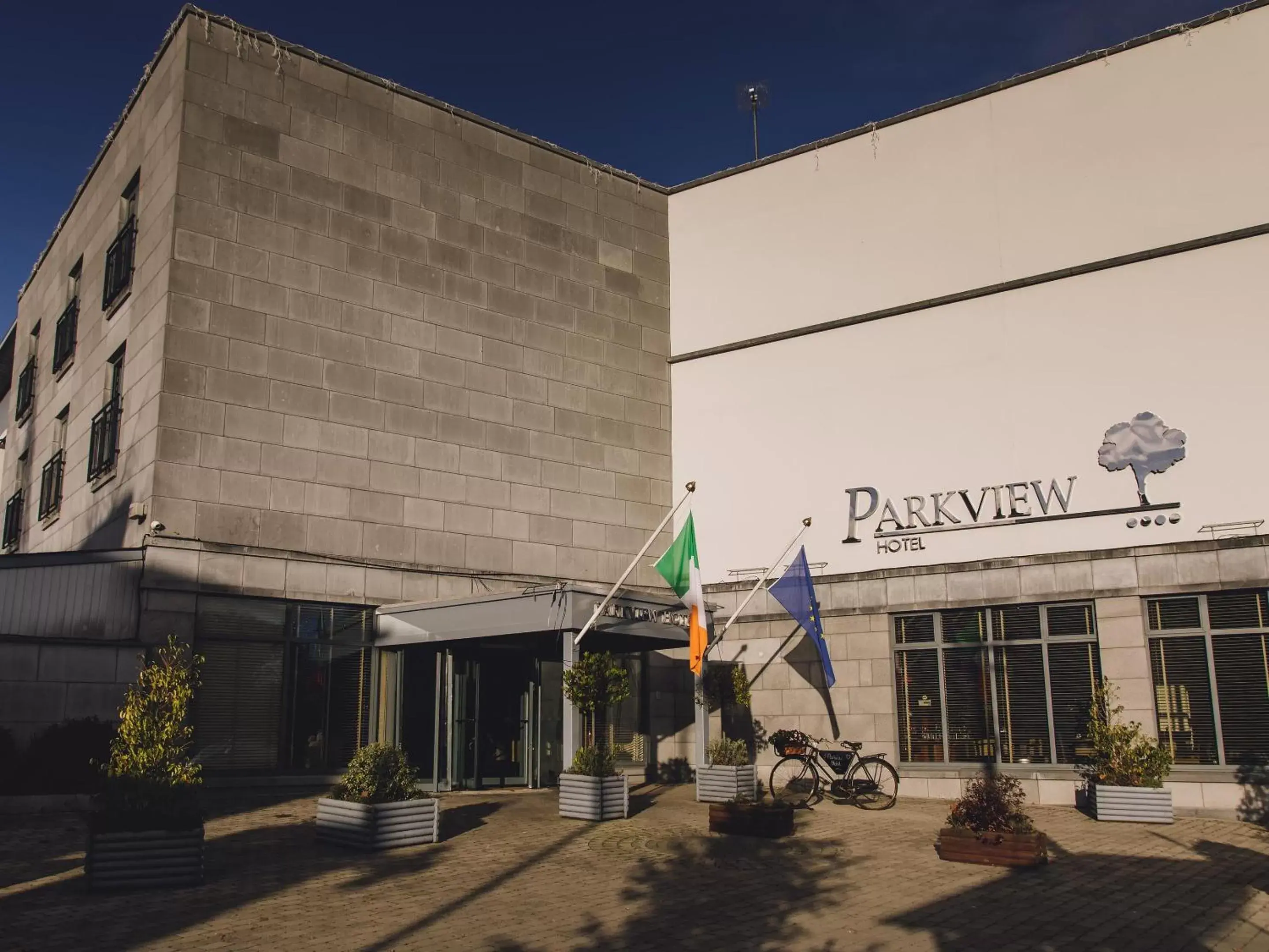 Facade/entrance, Property Building in The Parkview Hotel